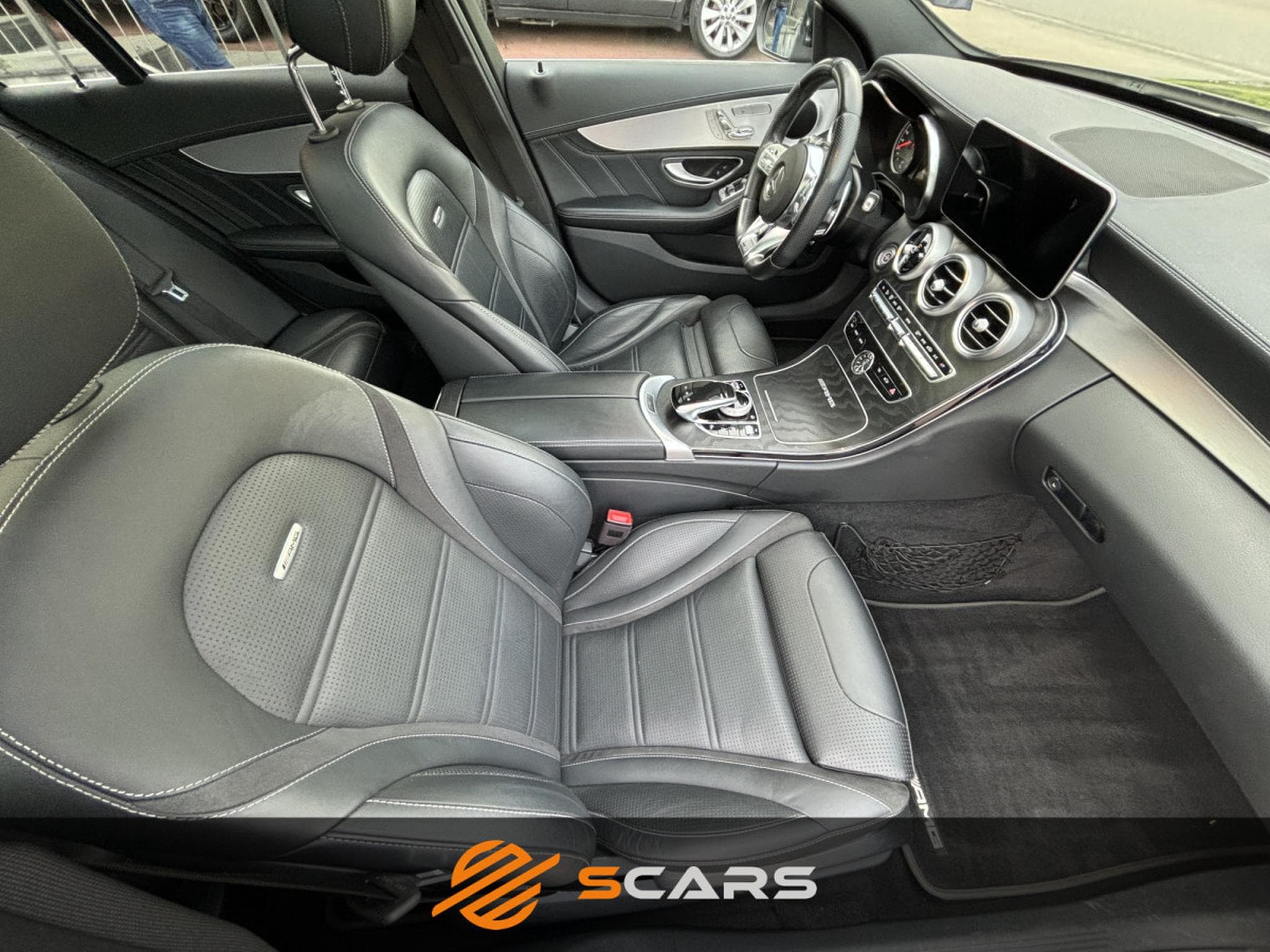 Mercedes C 63 AMG 4.0 Bi-Turbo 476cv FACELIFT (2020) - Foto 14