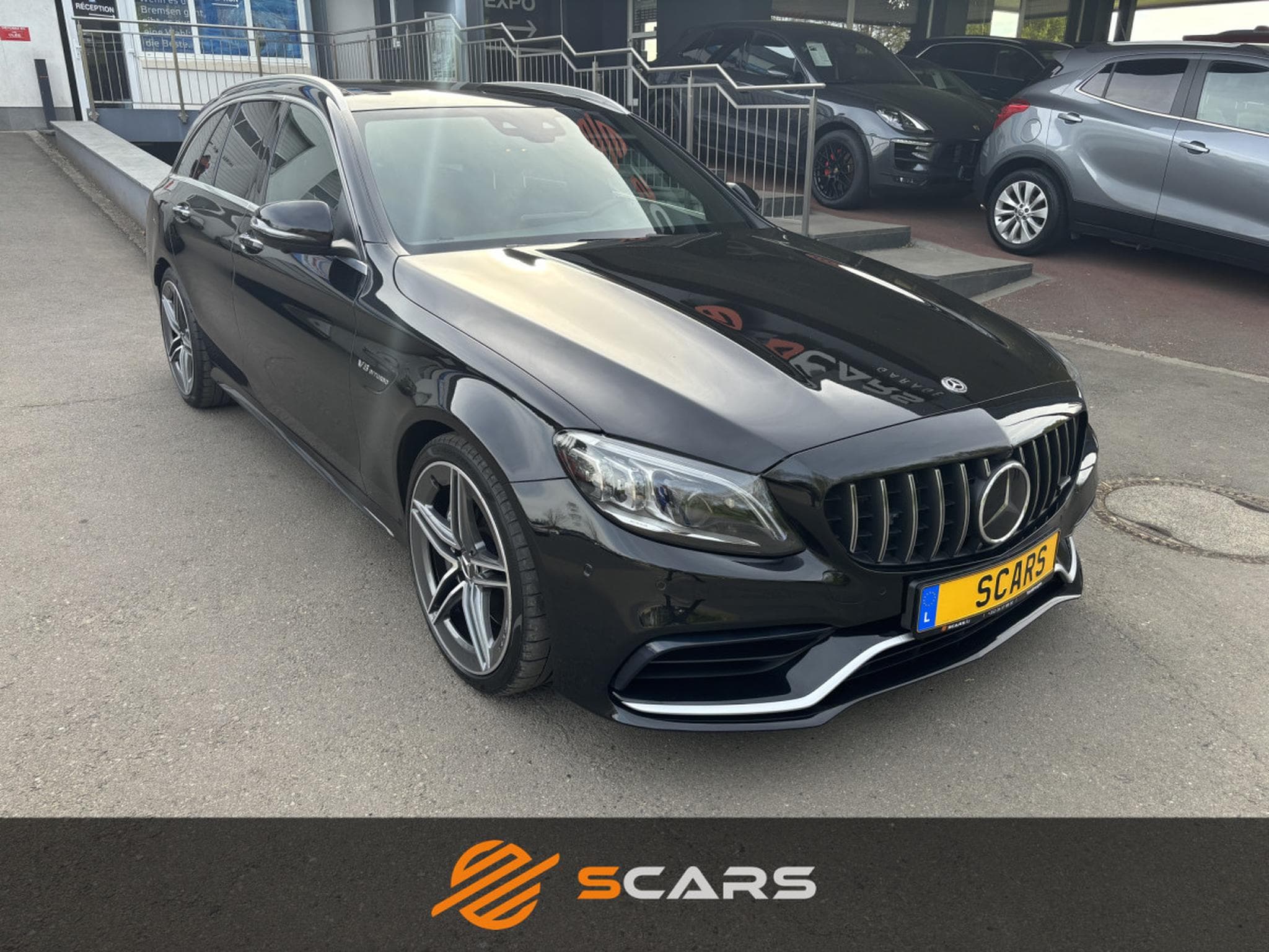 Mercedes C 63 AMG 4.0 Bi-Turbo 476cv FACELIFT (2020) - Foto 2