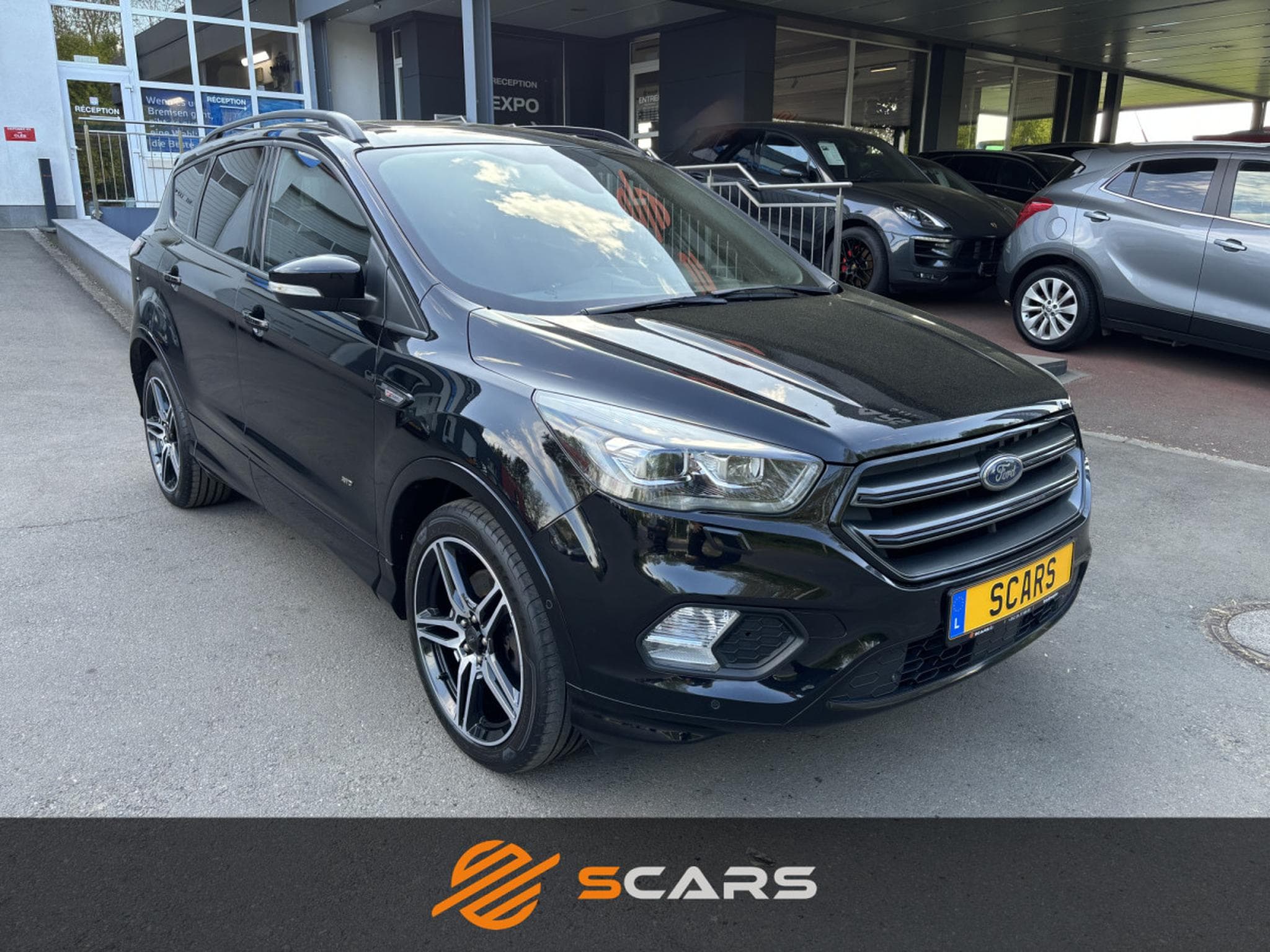 Ford Kuga 2.0 TDCi  150cv ST-LINE 4x4 (2018) - Photo 2