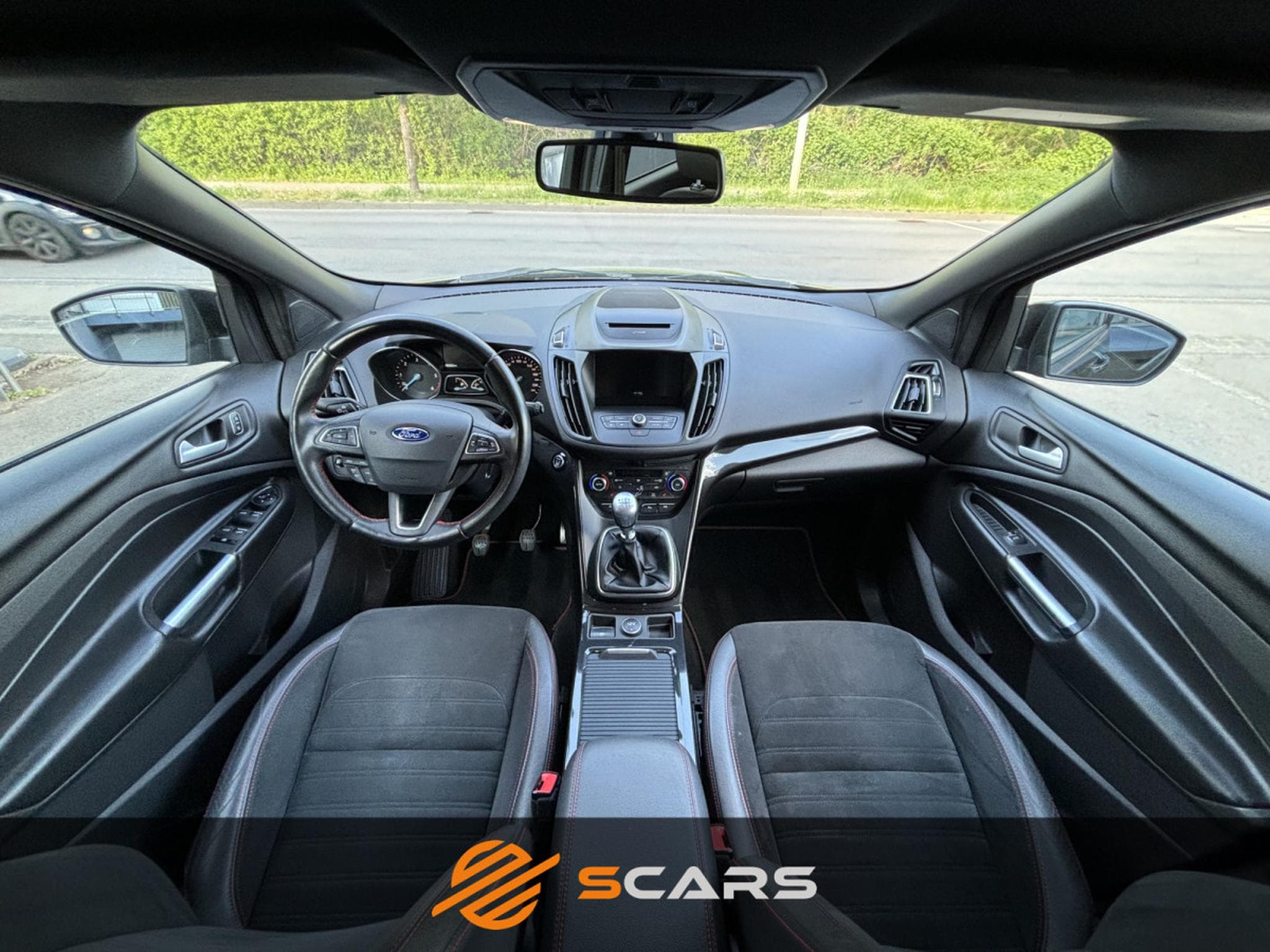 Ford Kuga 2.0 TDCi  150cv ST-LINE 4x4 (2018) - Photo 7