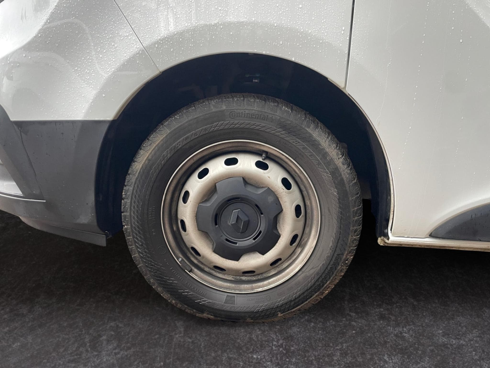 Renault Trafic 2.0 Blue dCi 130 3T0 L2H1 Confort (2024) - Foto 5