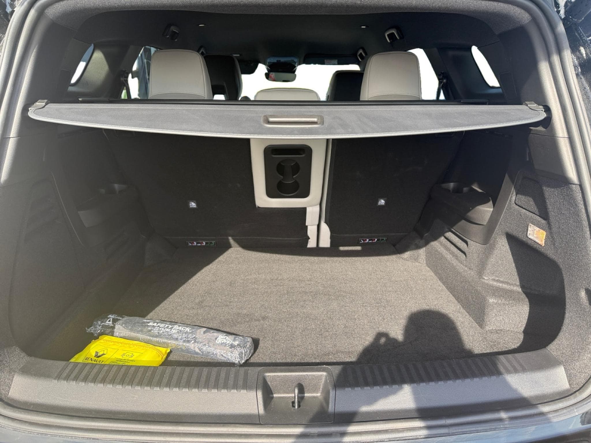 Renault Espace 1.2 E-Tech Iconic Full Hybrid 200 5pl (2025) - Photo 12