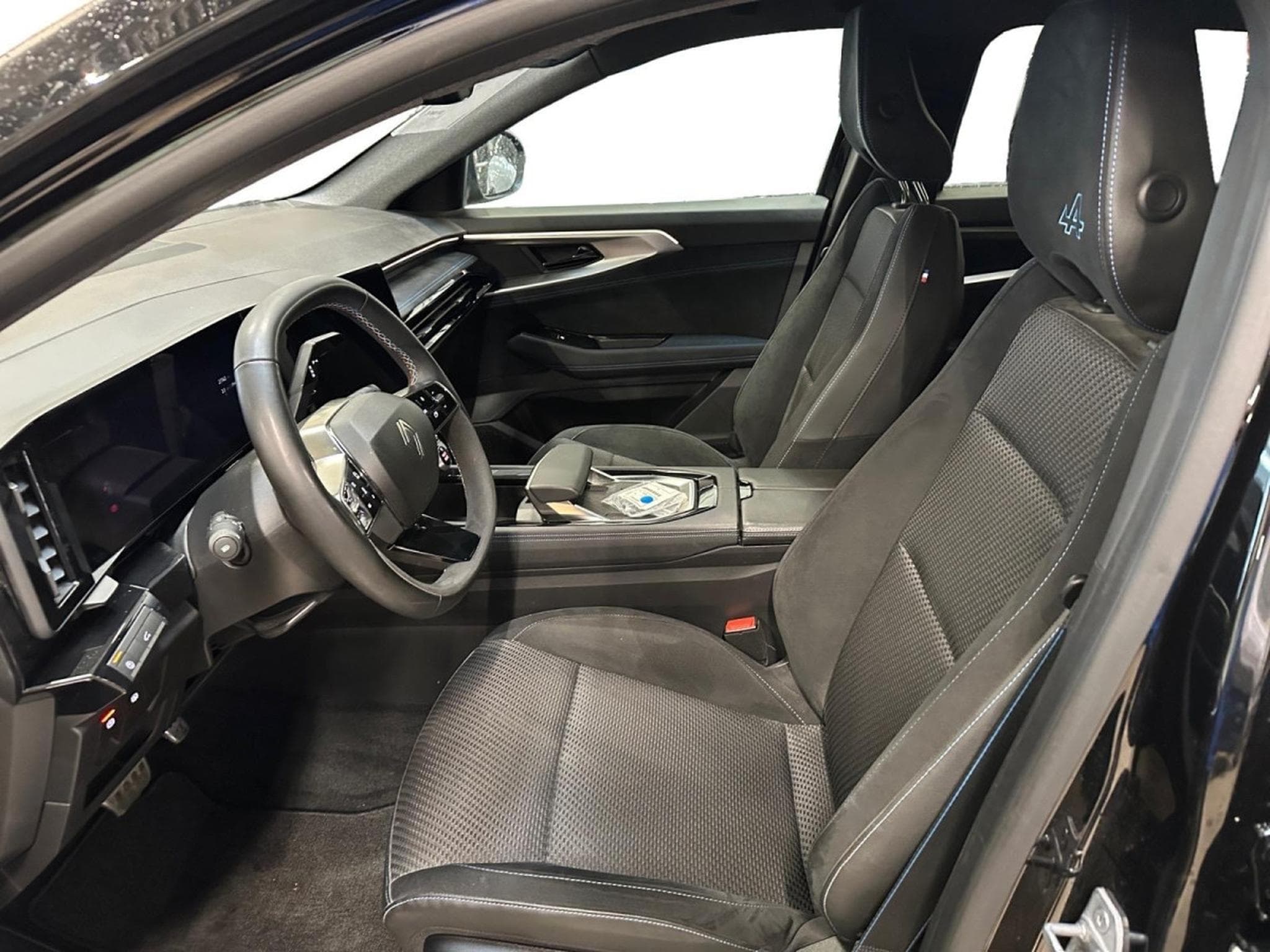 Renault Austral 1.2 E-Tech TECHNO Esprit Alpine full hybrid (2025) - Photo 6