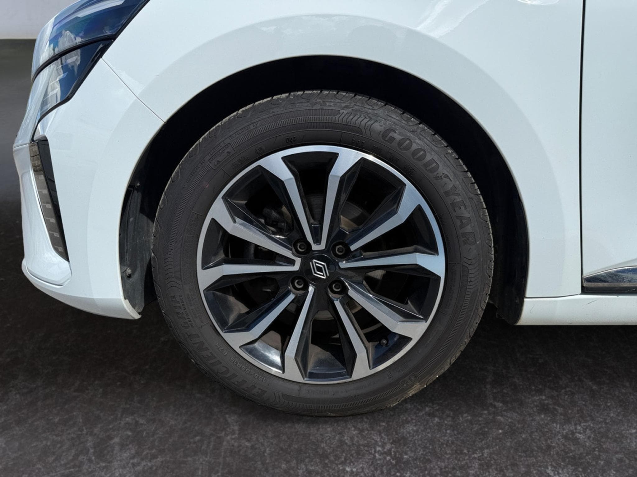 Renault Clio 1.0 Tce Techno (2025) - Photo 7