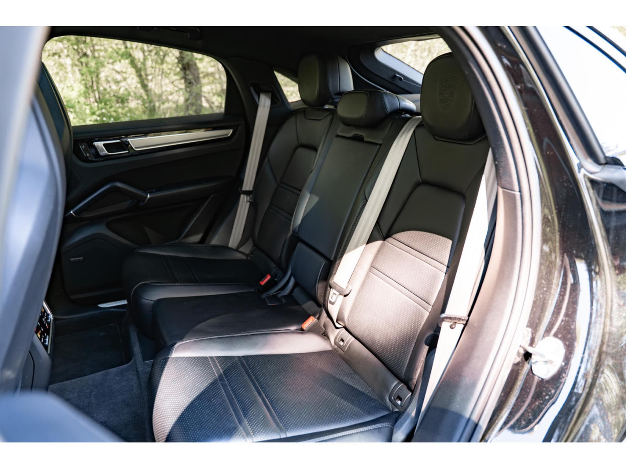 Porsche Cayenne Coupé Platinum Edition (2022) - Photo 13