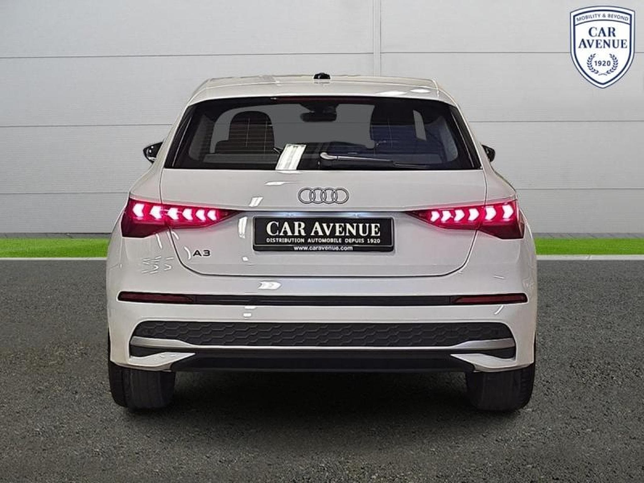 AUDI A3 30 TFSI 116ch Hybride Business Executive S tronic 7 (2024) - Photo 5