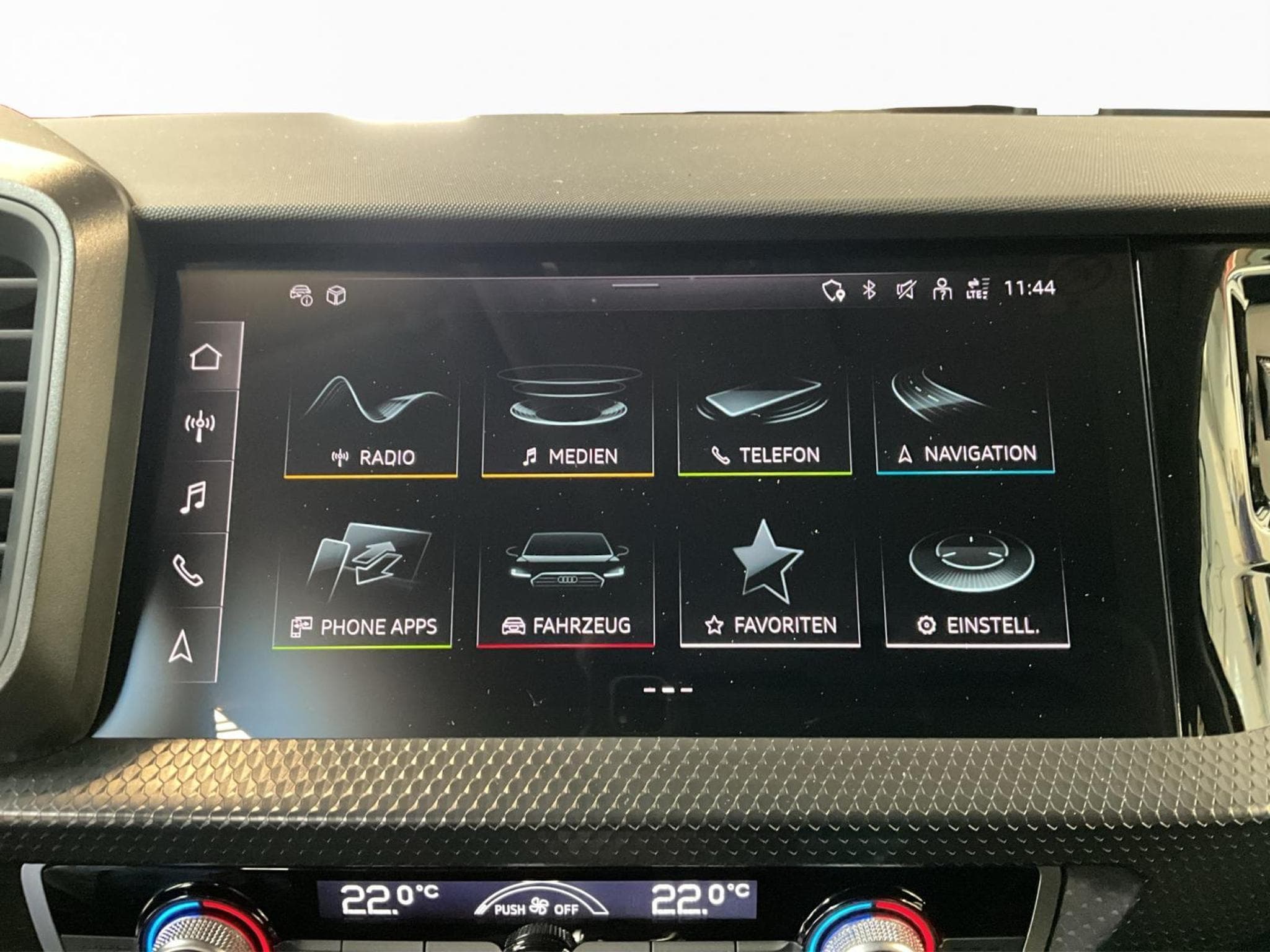 Audi A1 SB+S-Line+30TFSI+S-Tronic (2025) - Photo 13