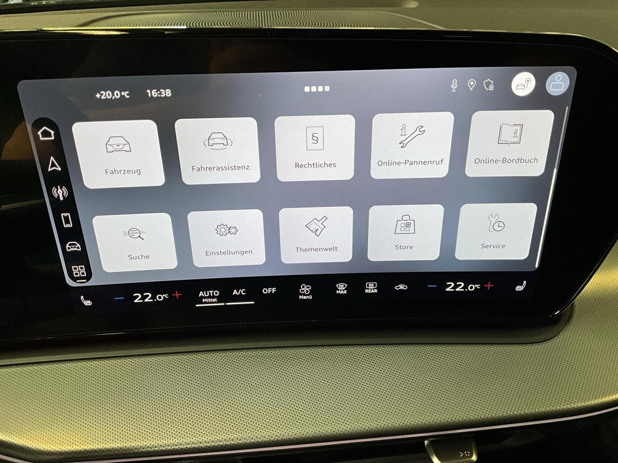 Audi Q3 S-Line+TFSI+Quattro+S-Tronic+Pano (2025) - Photo 16