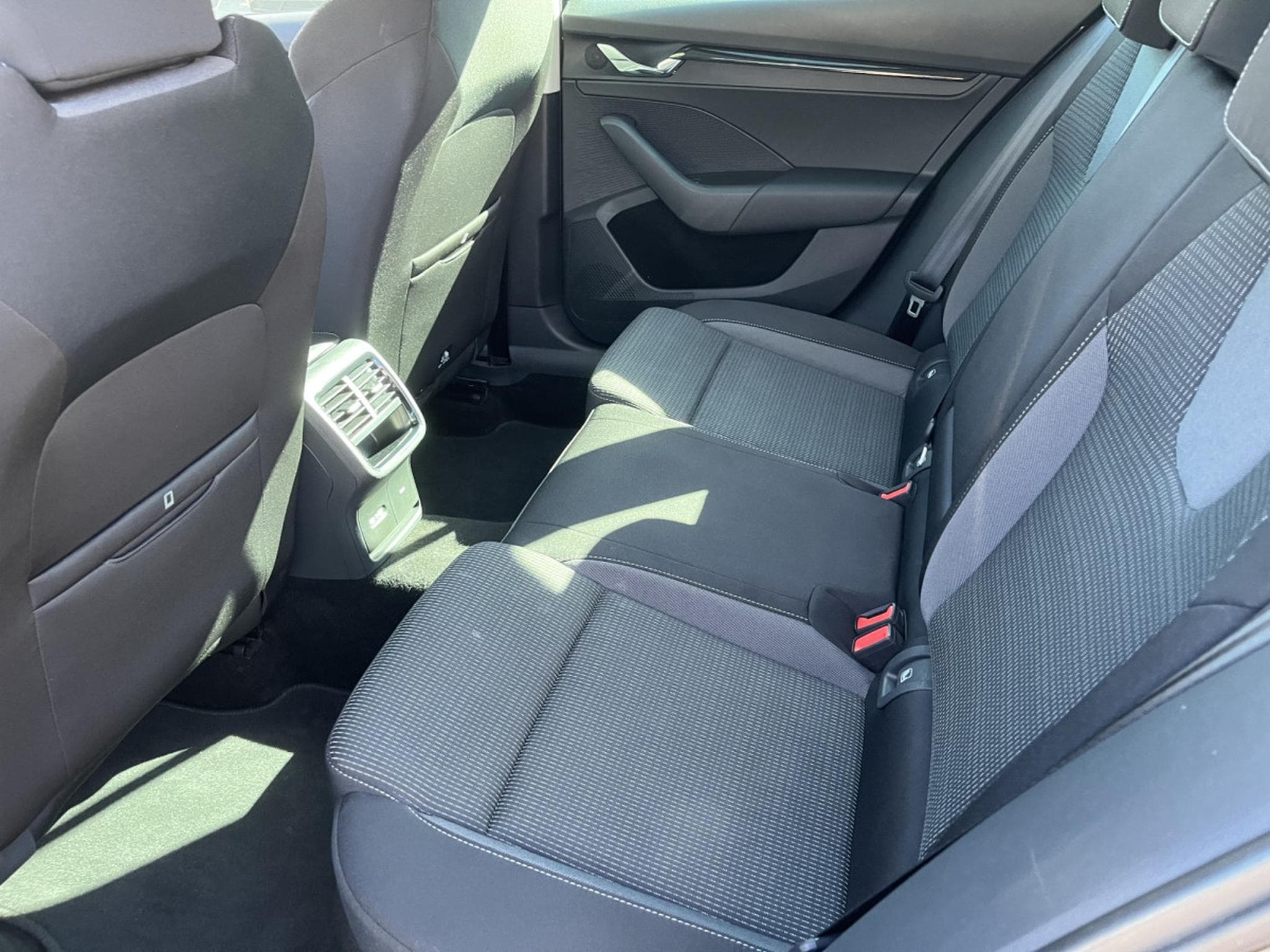 Skoda Octavia SW 1.0 TSI eTec DSG 110 (2021) - Foto 10