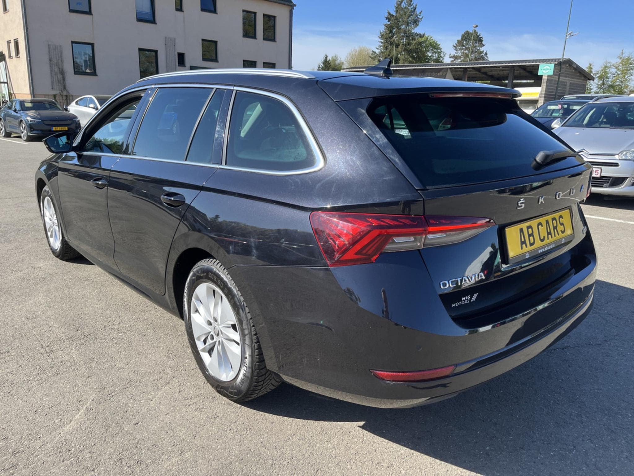 Skoda Octavia SW 1.0 TSI eTec DSG 110 (2021) - Foto 8