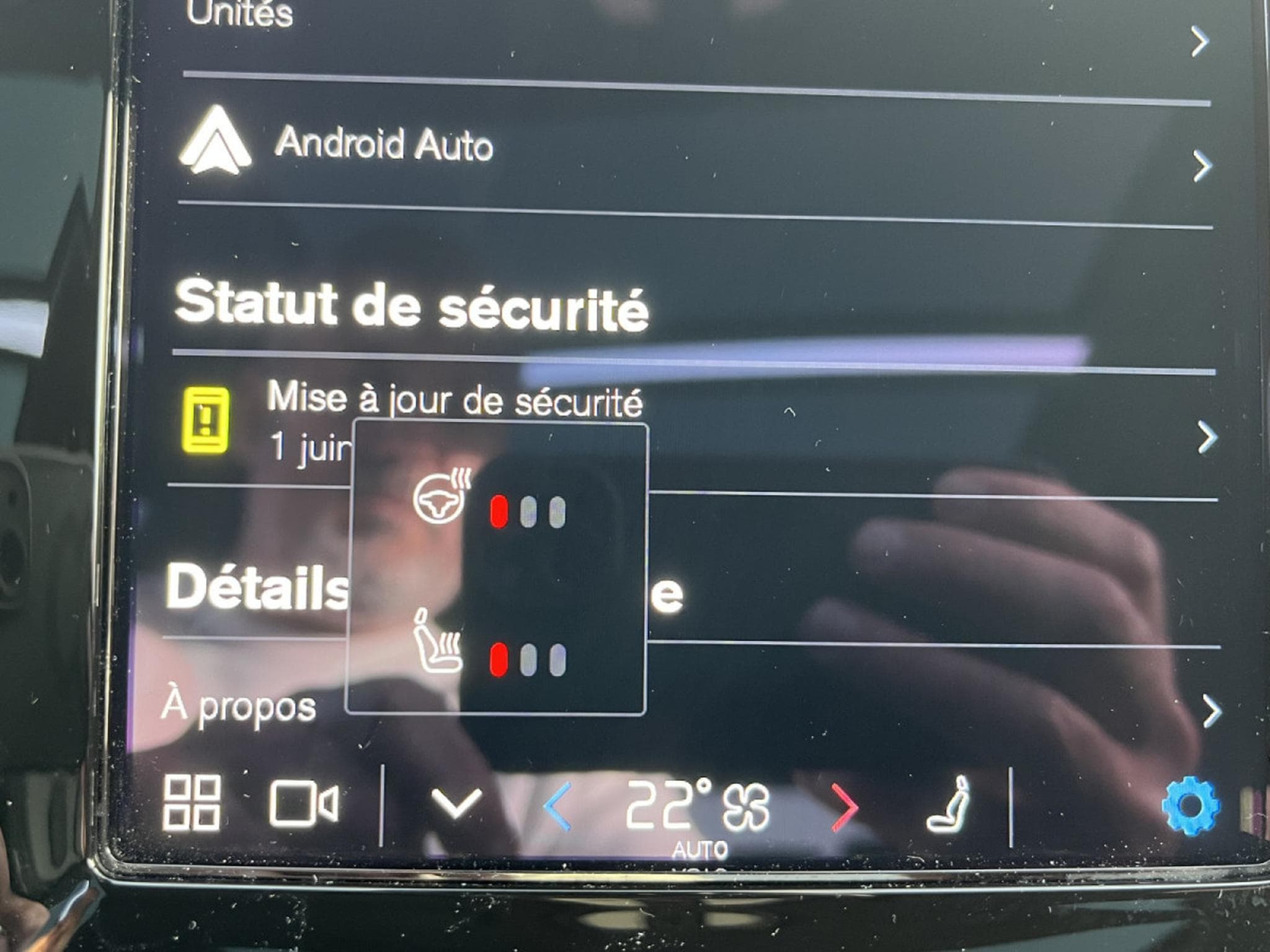 Volvo V90 B4 D 4x4 Geartronic R-Design Pano (2021) - Foto 17