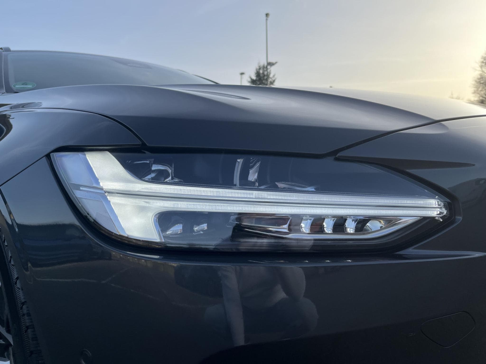 Volvo V90 B4 D 4x4 Geartronic R-Design Pano (2021) - Foto 24