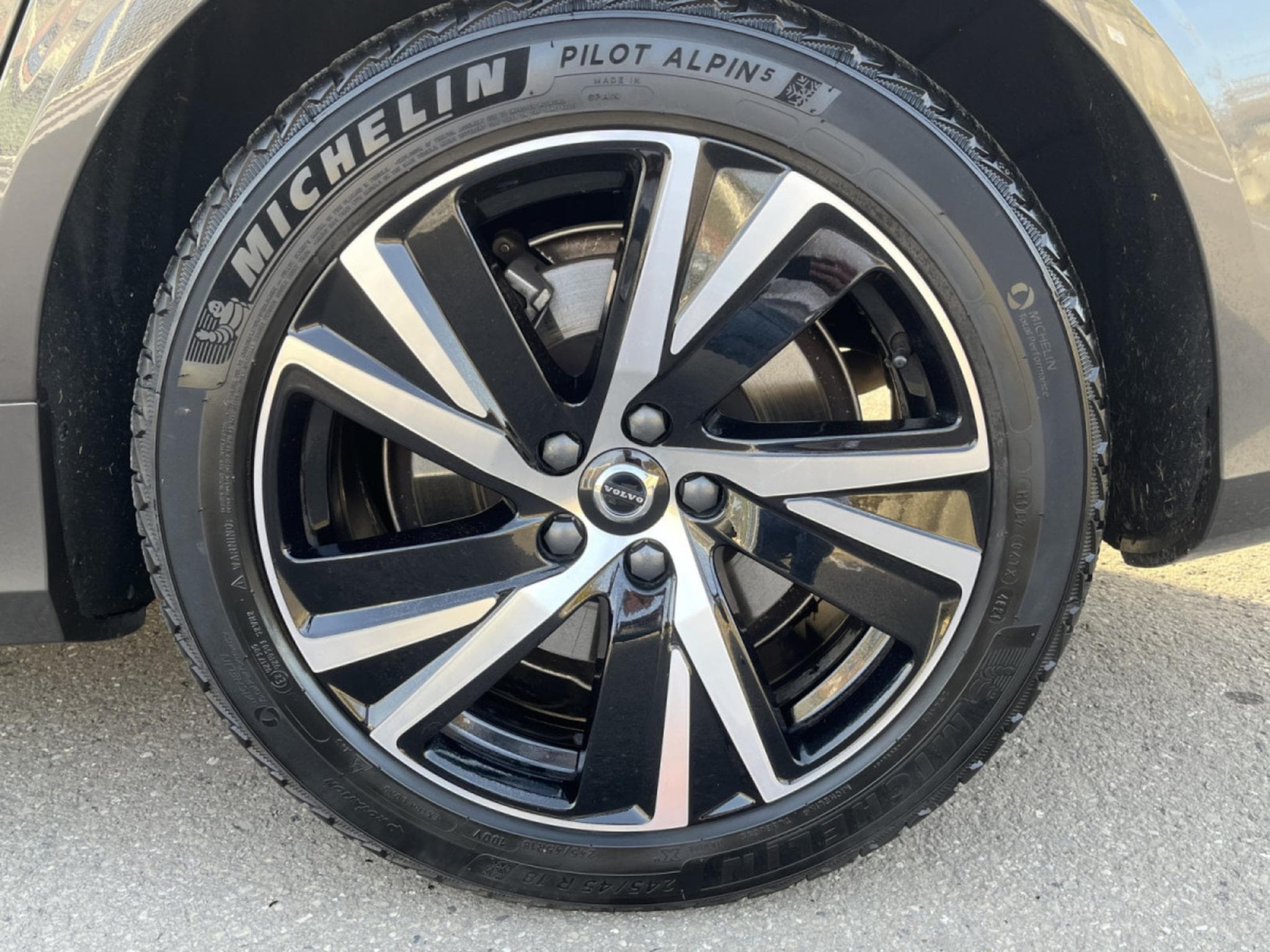 Volvo V90 B4 D 4x4 Geartronic R-Design Pano (2021) - Foto 26