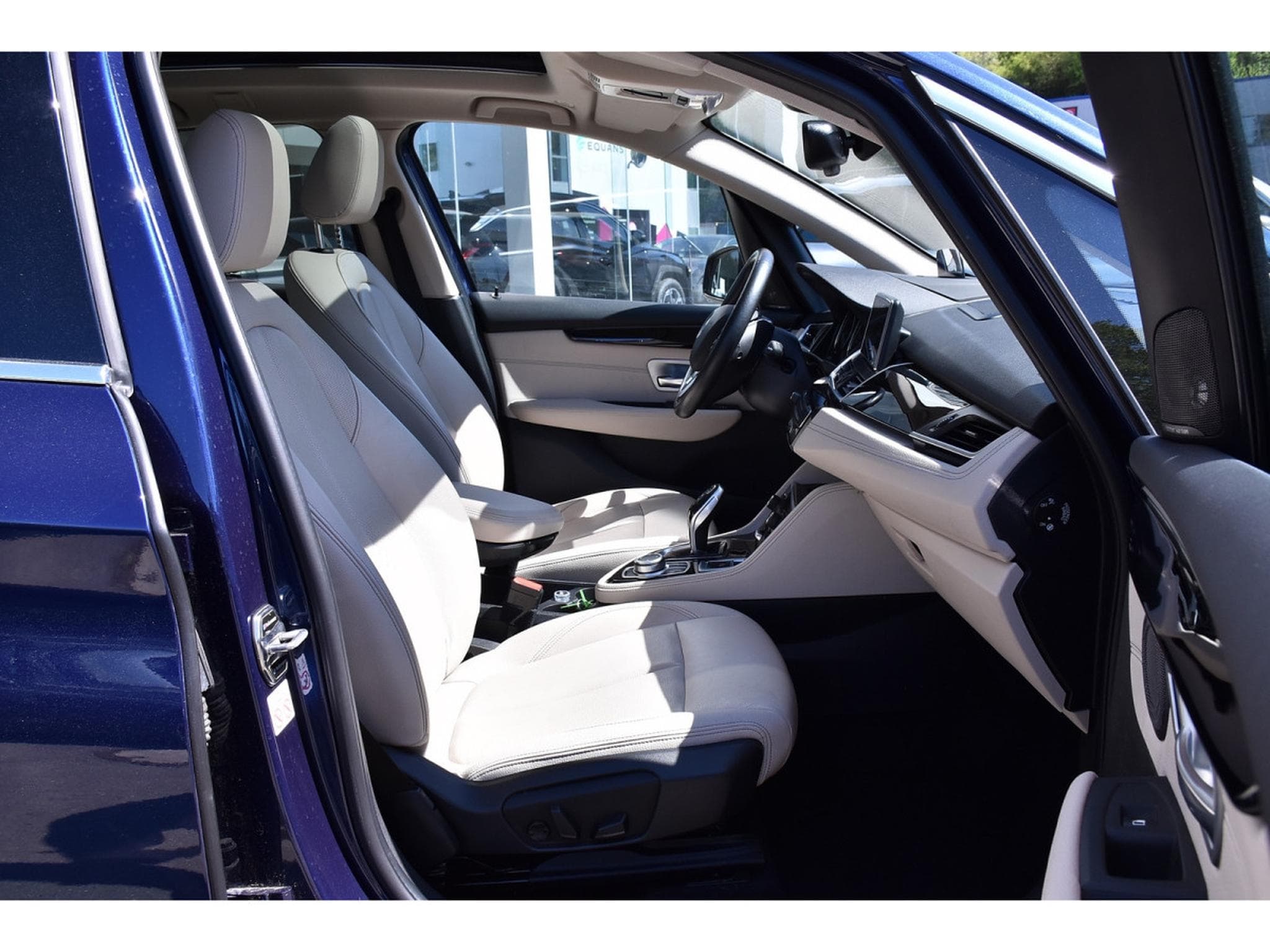 BMW 218 dA Luxury Line PANO CUIR MEMO HARMAN HUD LANE ATT RMQ (2020) - Foto 7