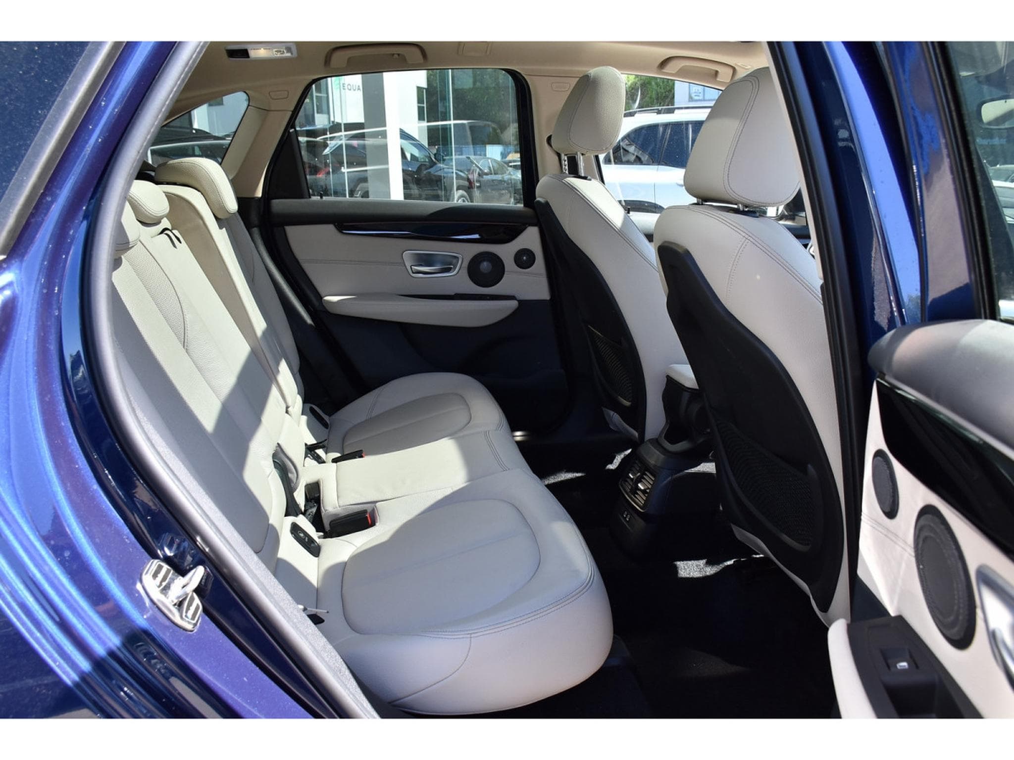 BMW 218 dA Luxury Line PANO CUIR MEMO HARMAN HUD LANE ATT RMQ (2020) - Foto 8