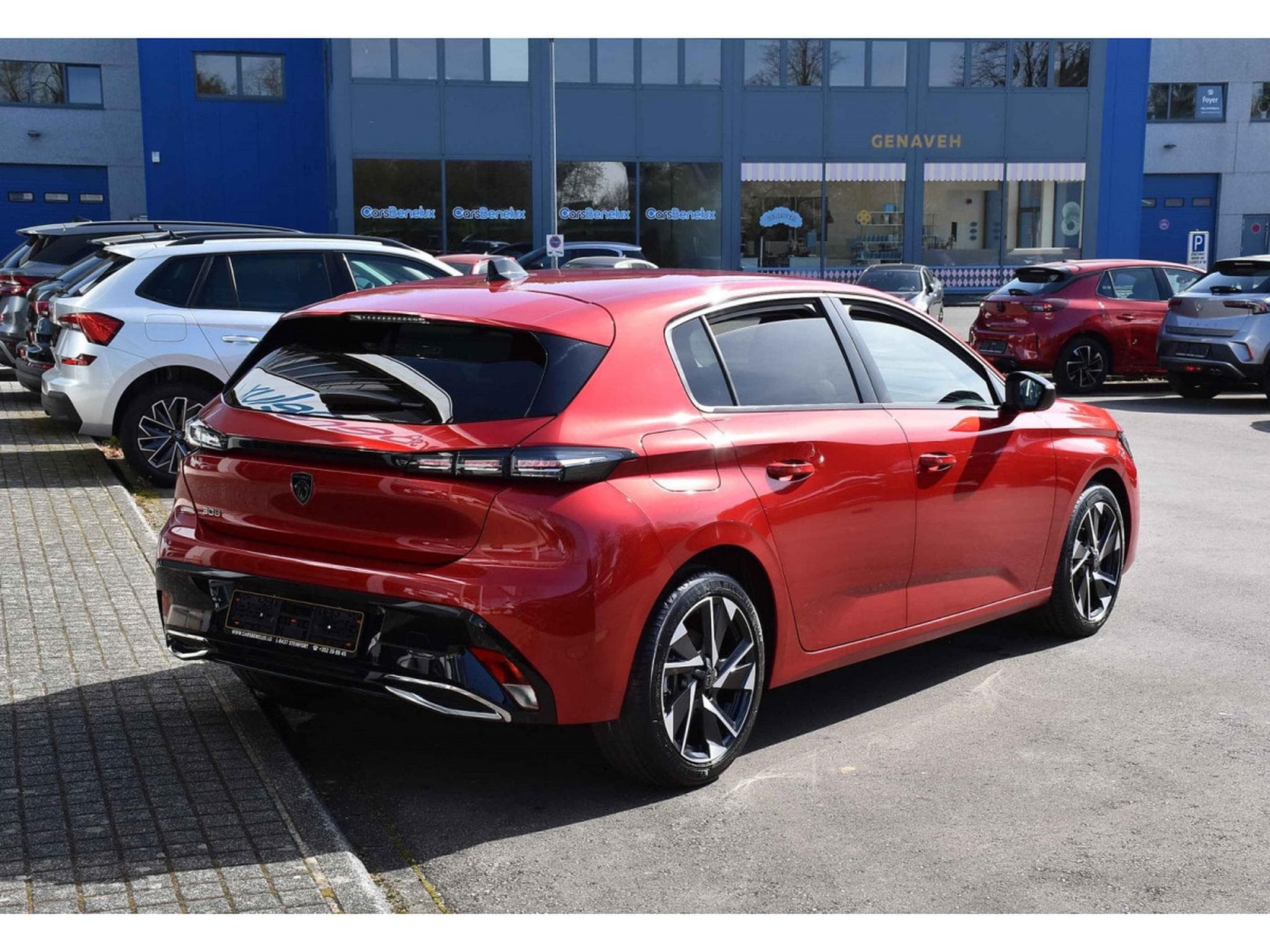 Peugeot 308 1.2 Hybrid 145 e-DCS6 Allure ACC LANE GPS CAM360 1° MAIN (2025) - Foto 4