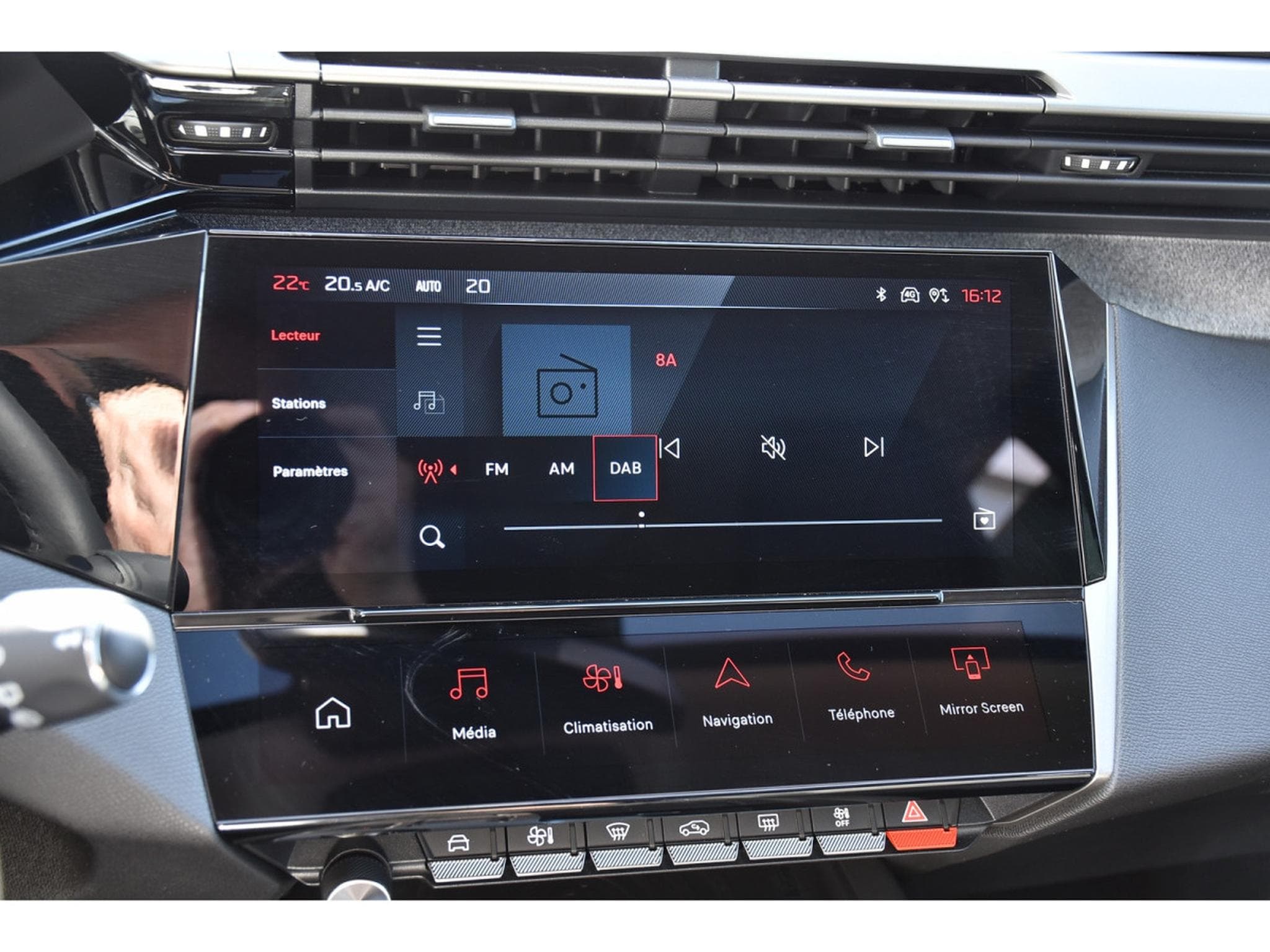 Peugeot 308 1.2 Hybrid 145 e-DCS6 Allure ACC LANE GPS CAM360 1° MAIN (2025) - Foto 11