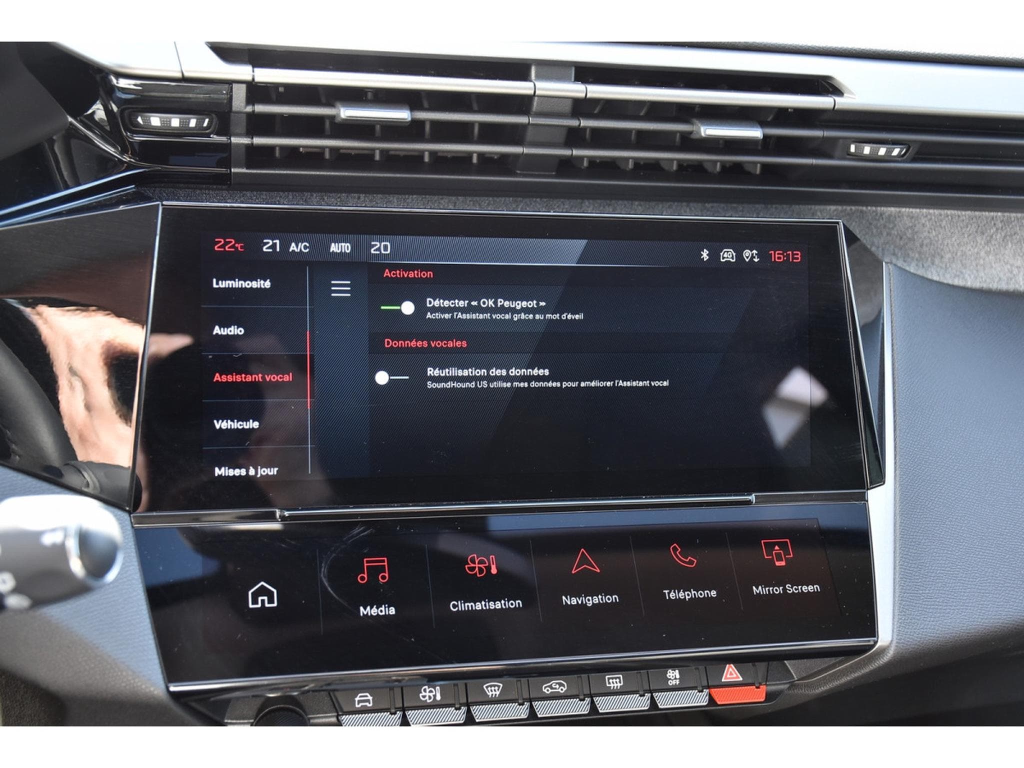 Peugeot 308 1.2 Hybrid 145 e-DCS6 Allure ACC LANE GPS CAM360 1° MAIN (2025) - Foto 14