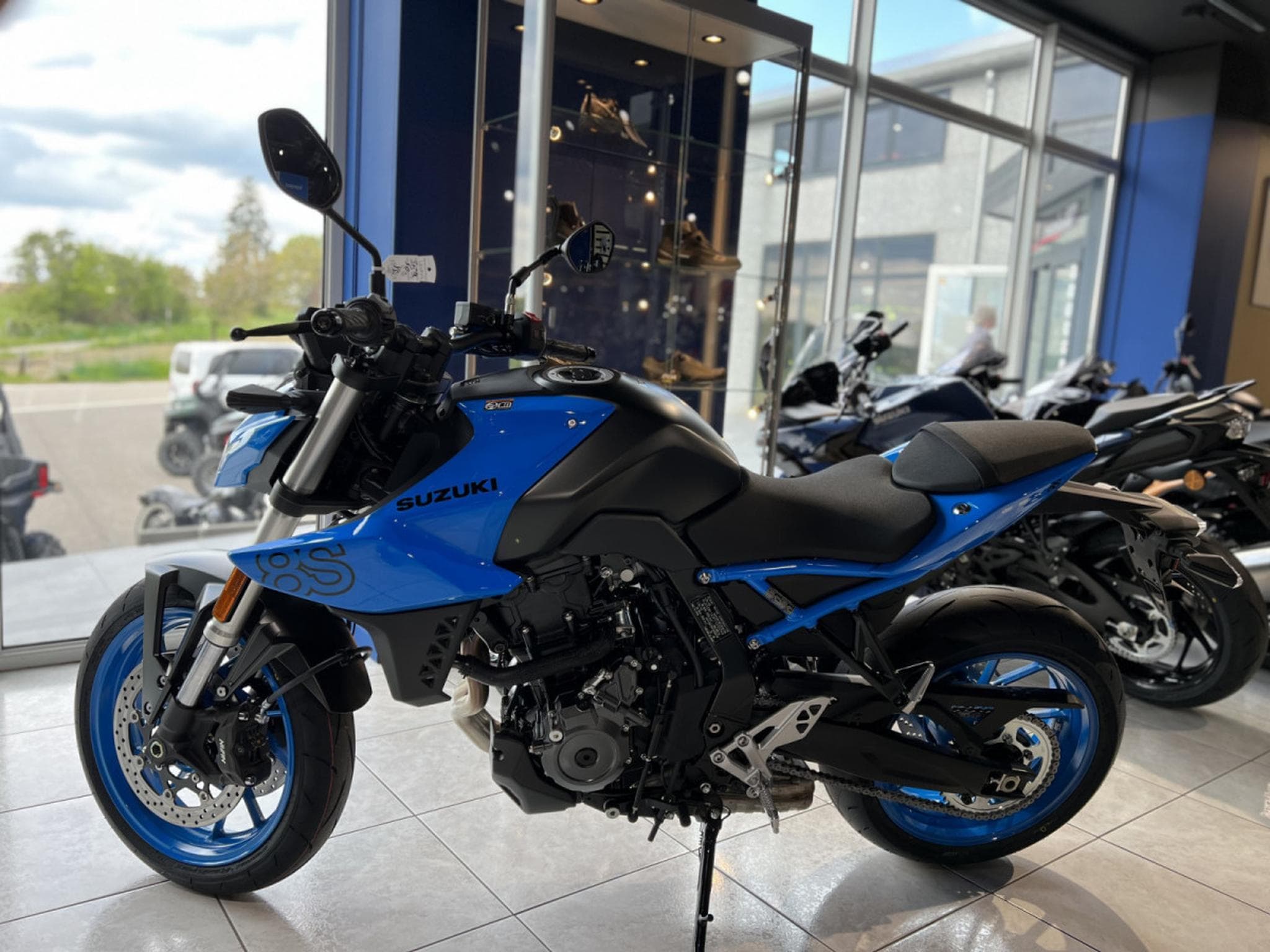 Suzuki GSX (2026) - Foto 4