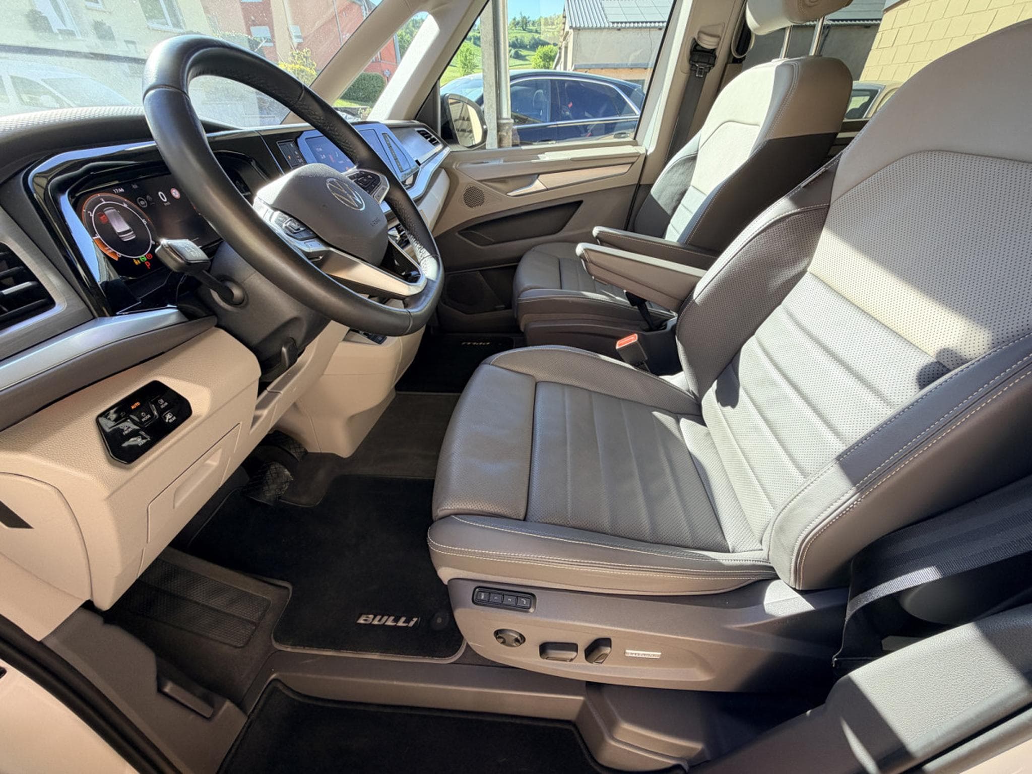 VW T7 Edition Bulli 2.0tdi Pnorama  harman/kardon  150cv (2025) - Photo 13