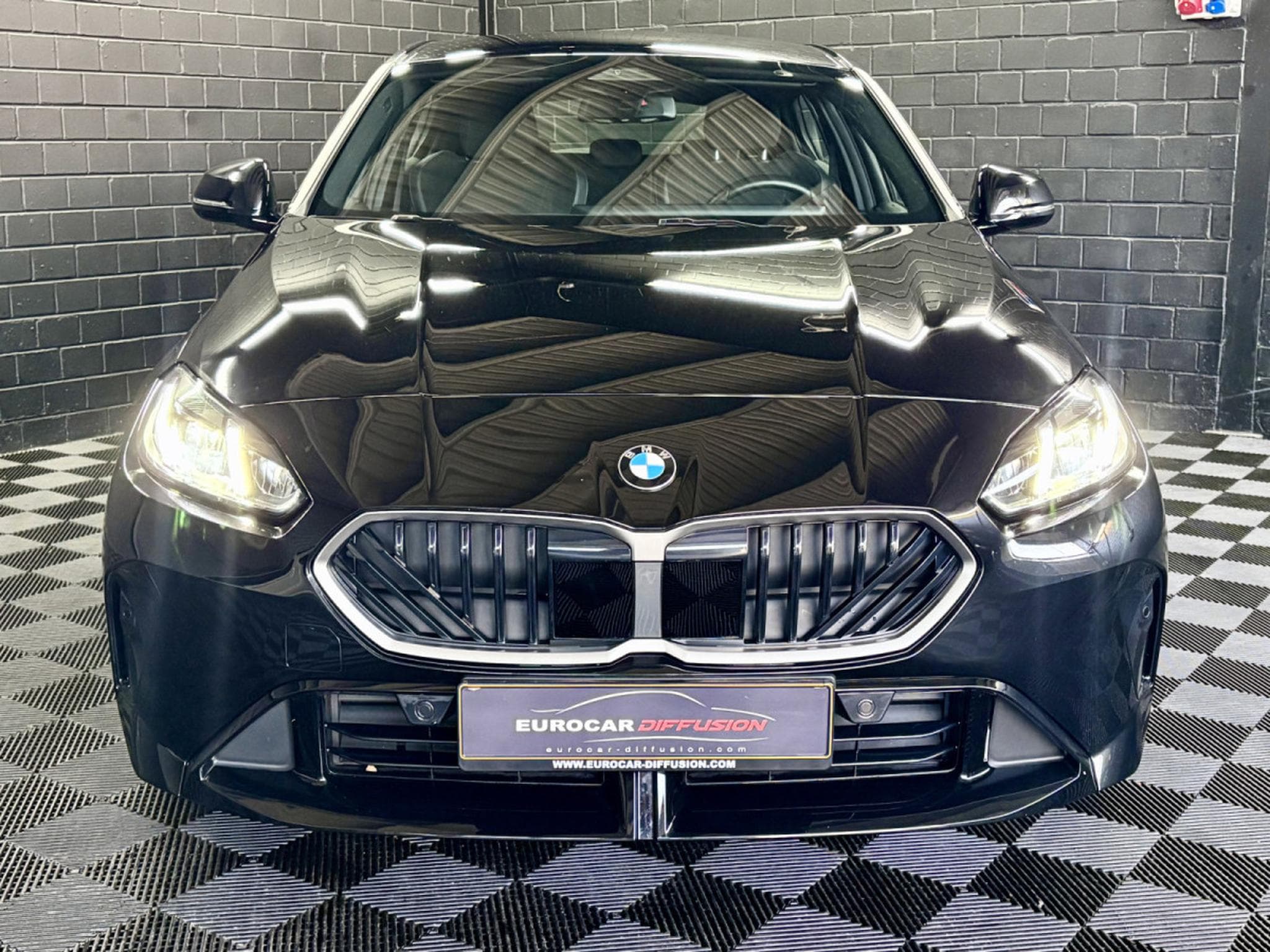 BMW 120 120i M-Sport 170CV  *Sièges Chauffants* Shadow Line * (2025) - Photo 2