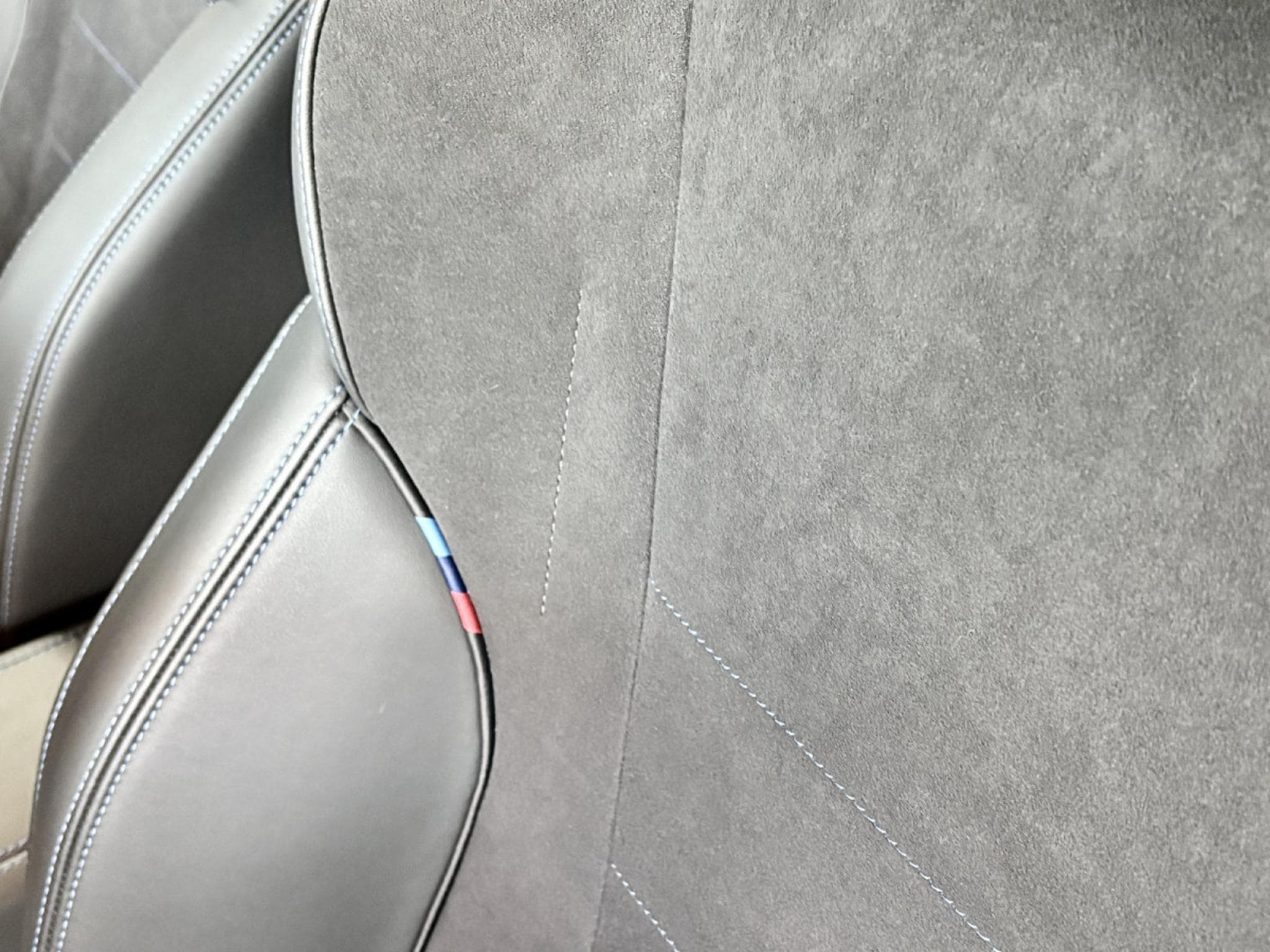 BMW 120 120i M-Sport 170CV  *Sièges Chauffants* Shadow Line * (2025) - Photo 8