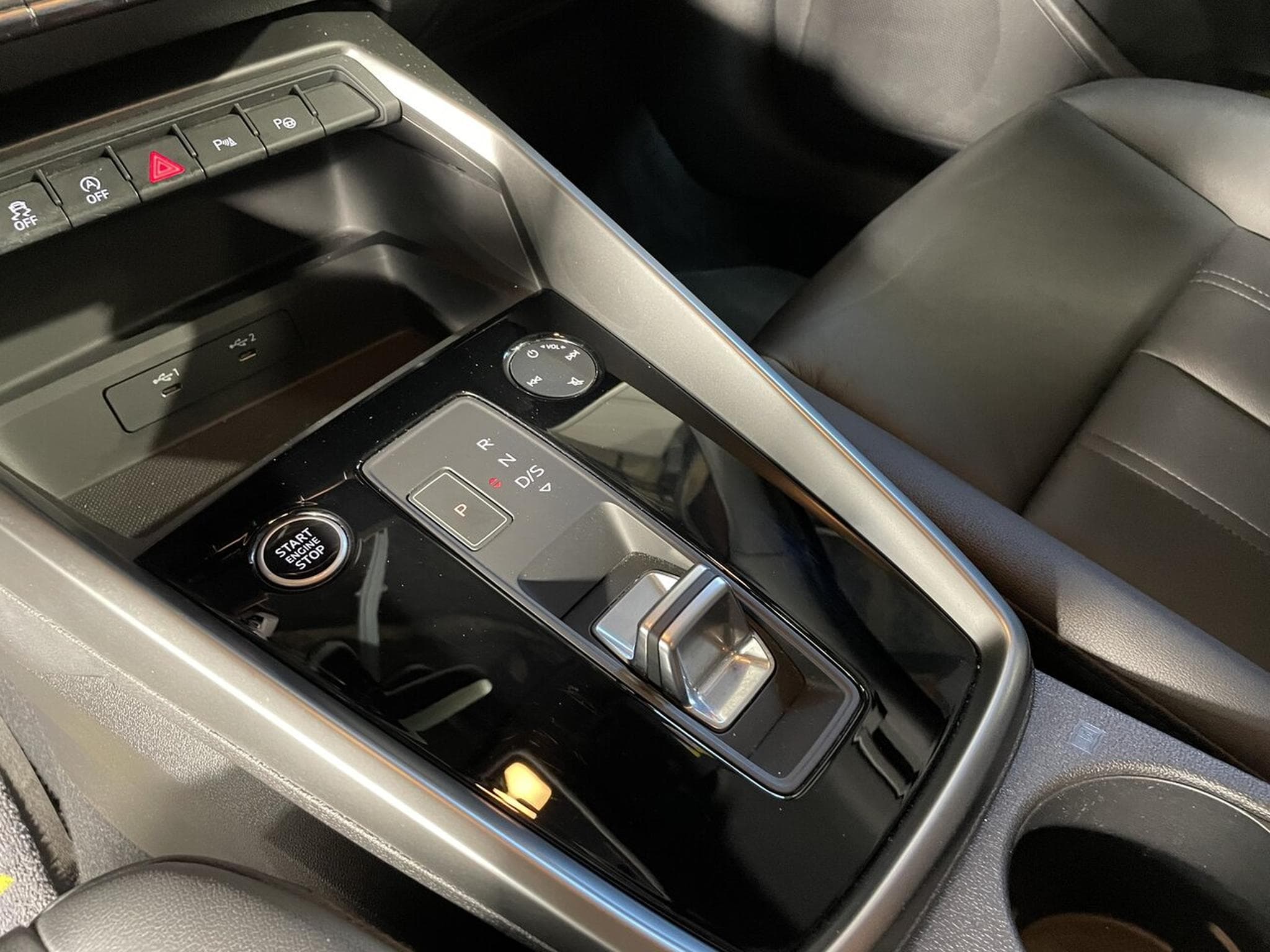 Audi A3 SPORTBACK 35 TFSI 150 S-TRONIC S-LINE CARPLAY (2020) - Foto 7