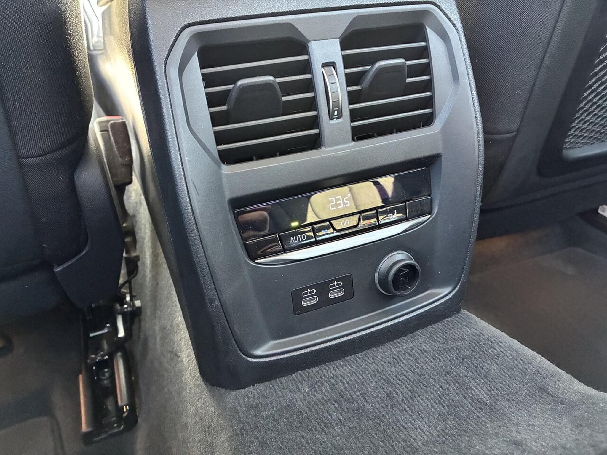 BMW 320 XDRIVE 190 BUSINESS GPS CARPLAY (2019) - Foto 13