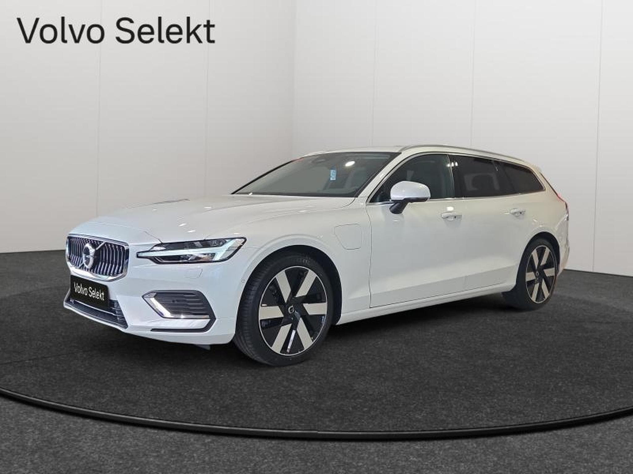 Volvo V60 T6 Plus Bright  / Hybride (2025) - Photo 1