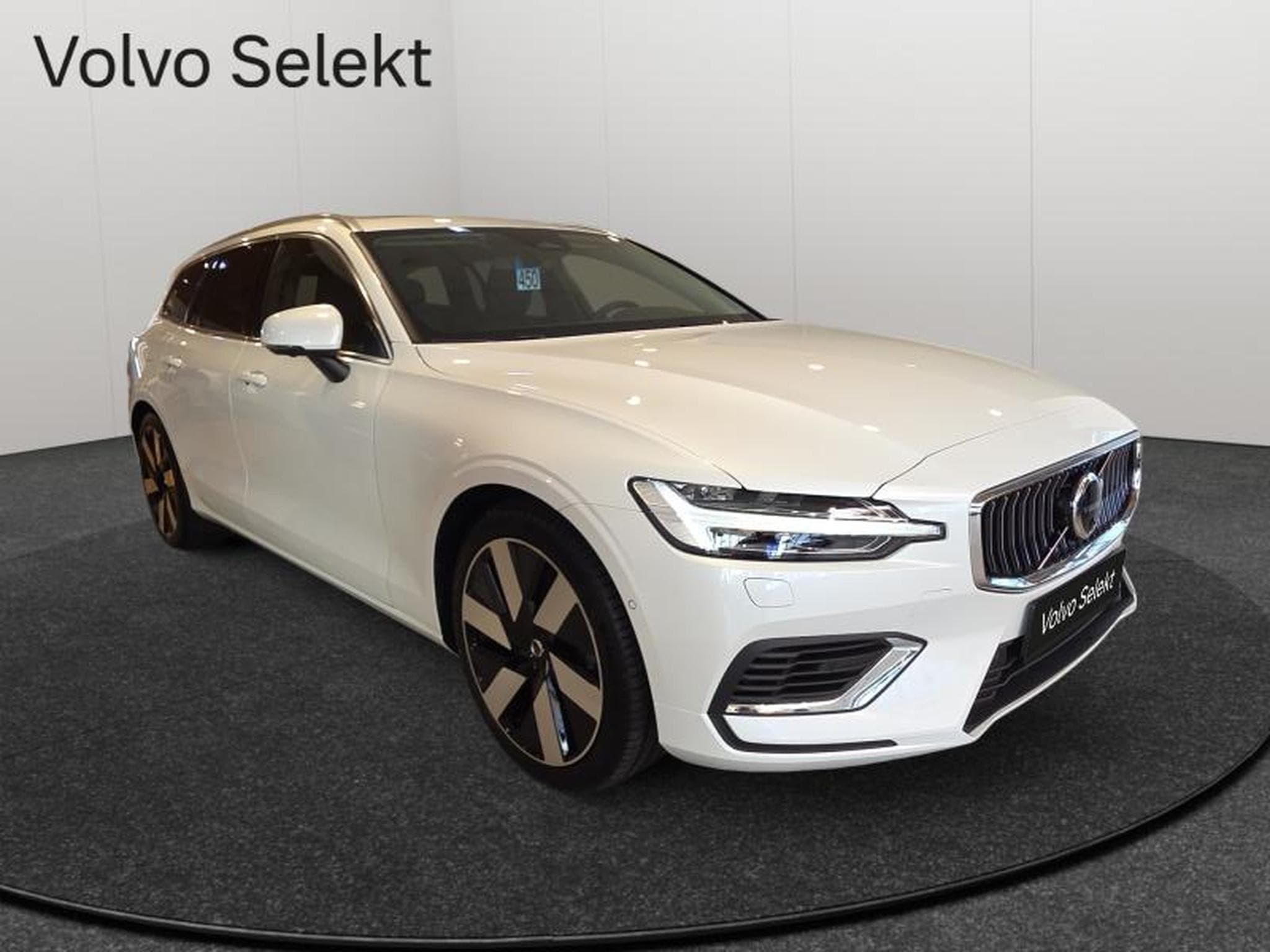 Volvo V60 T6 Plus Bright  / Hybride (2025) - Photo 7
