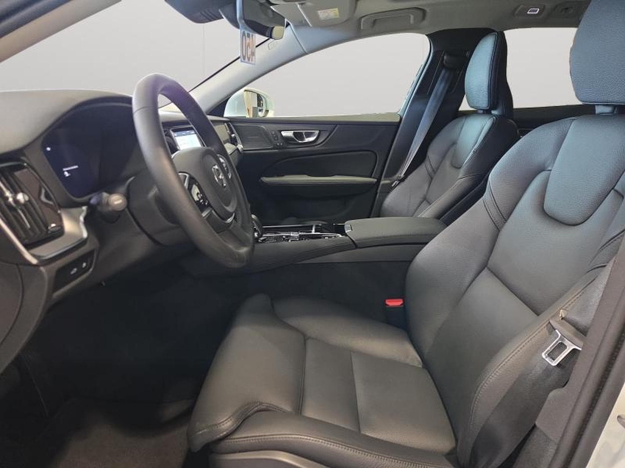 Volvo V60 T6 Plus Bright  / Hybride (2025) - Photo 9