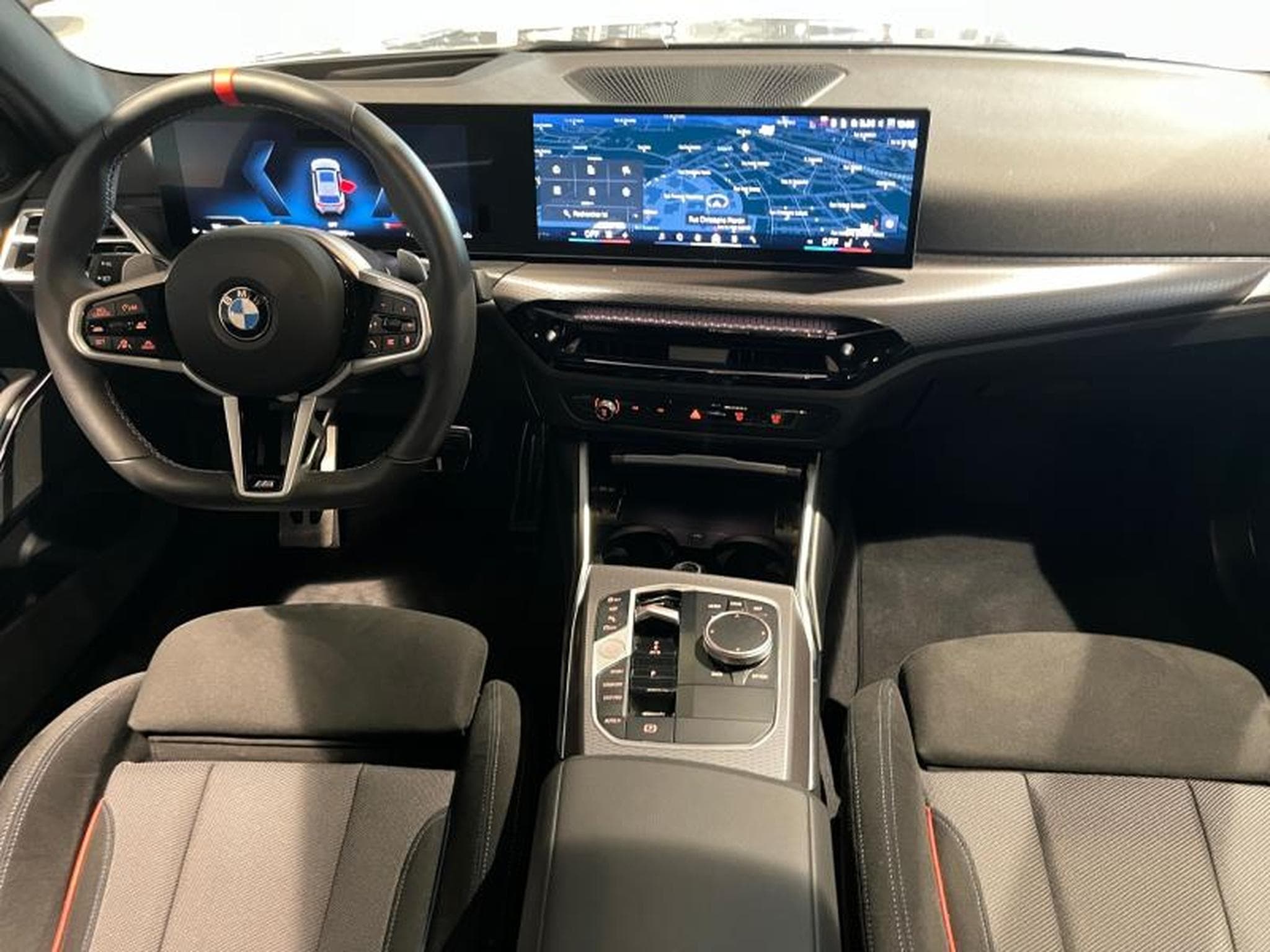 BMW 340 M340i xDrive Touring  M Sport (2025) - Photo 11