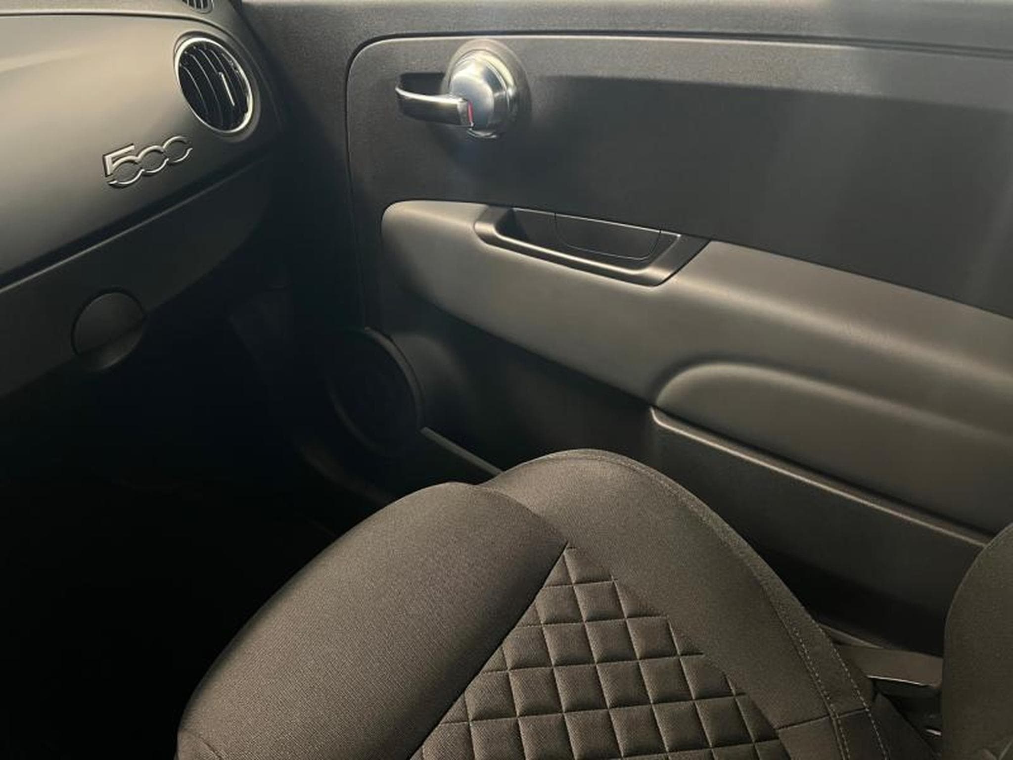 Abarth 500 595 (2023) - Photo 11