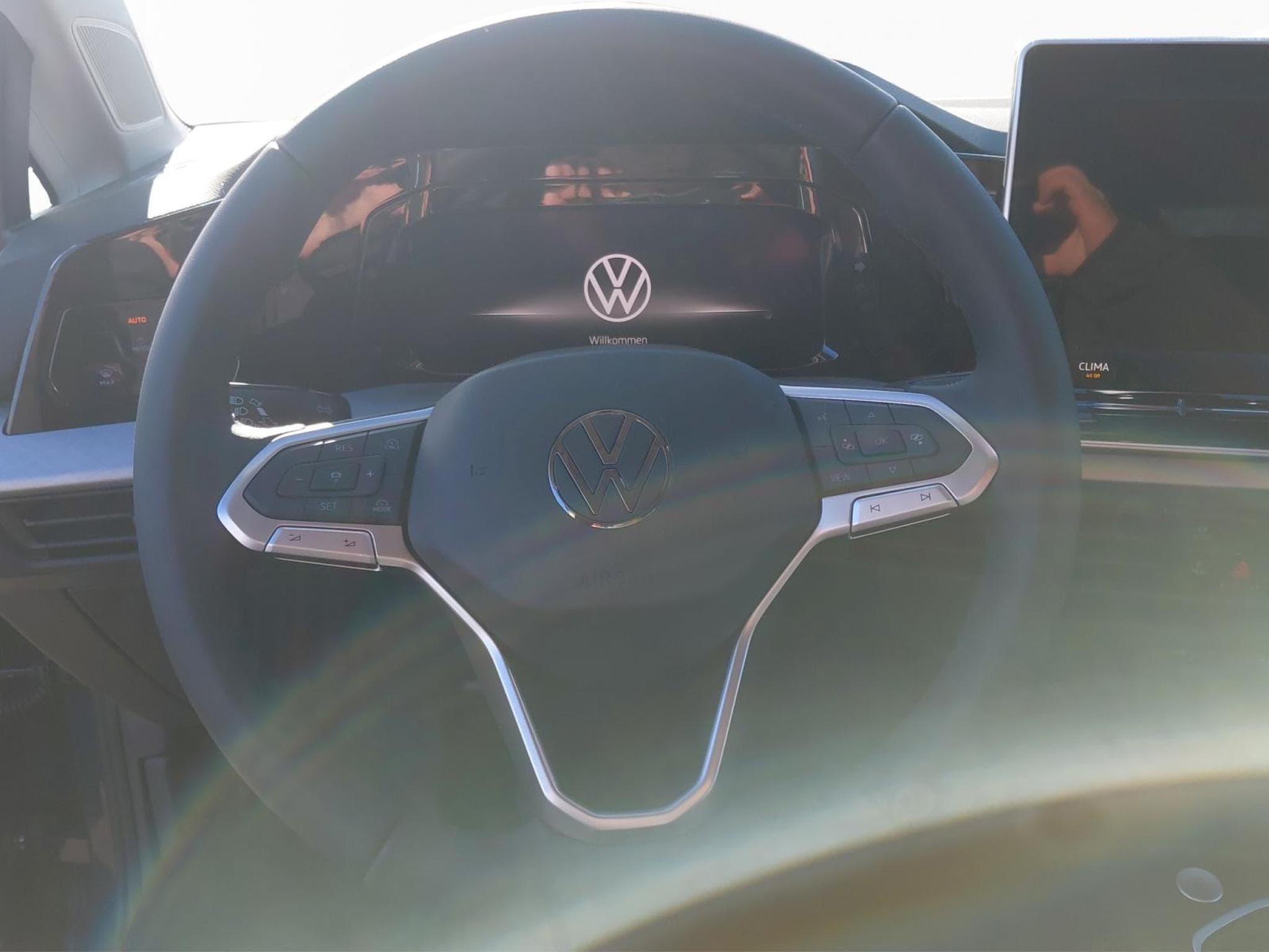 VW Golf 1.5 TSI OPF (2026) - Photo 11