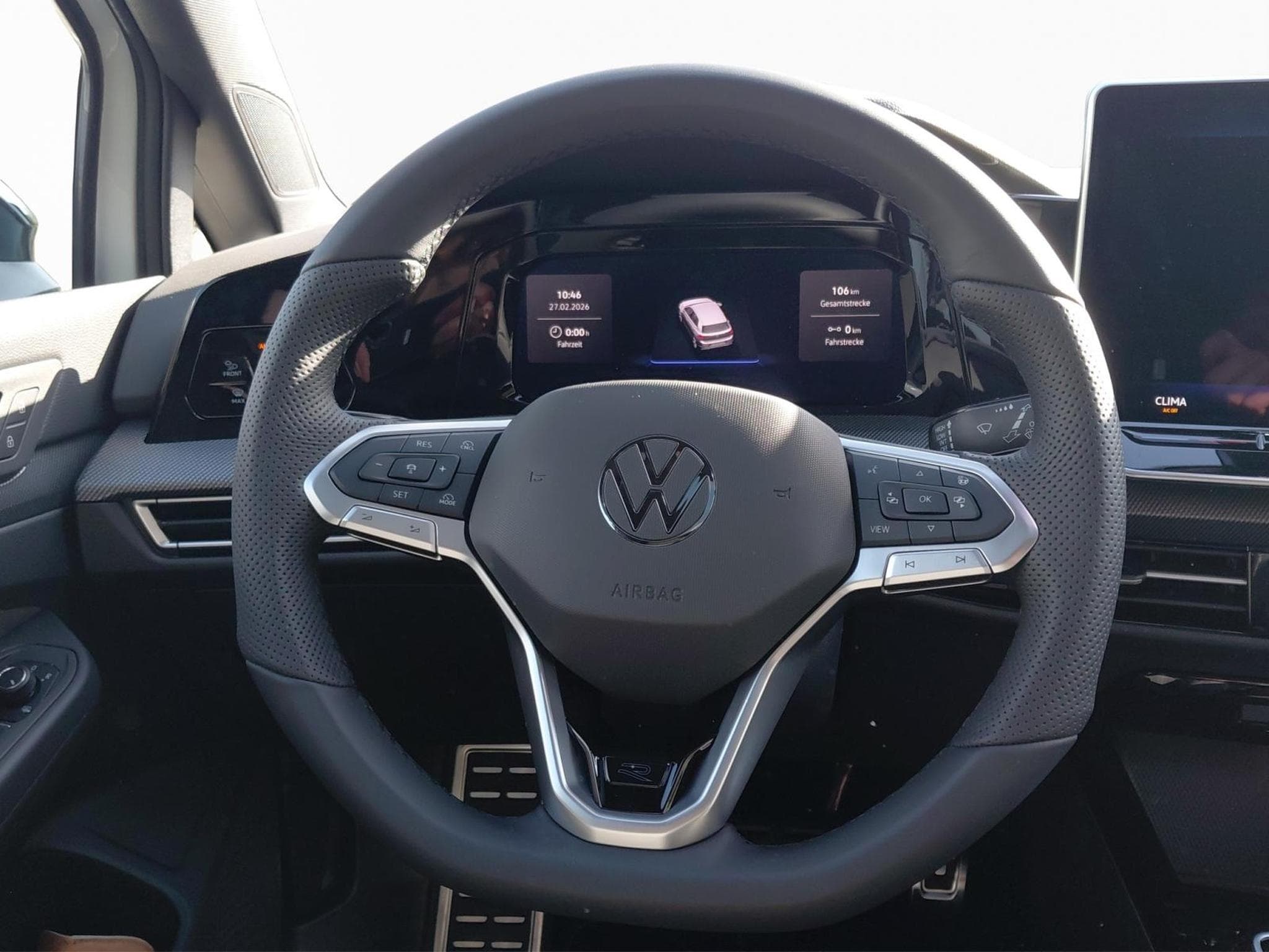 VW Golf R-Line (2026) - Photo 11