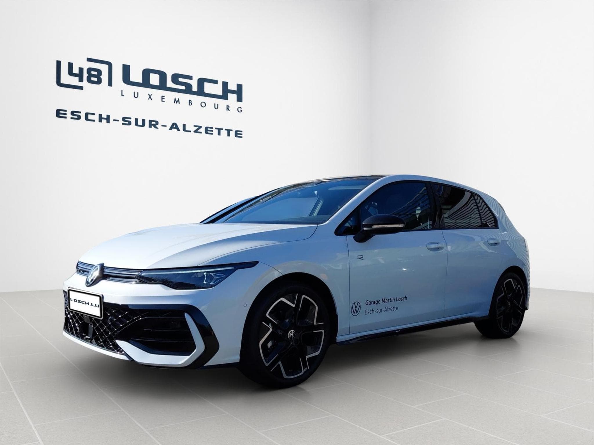 VW Golf R-Line (2026) - Photo 3