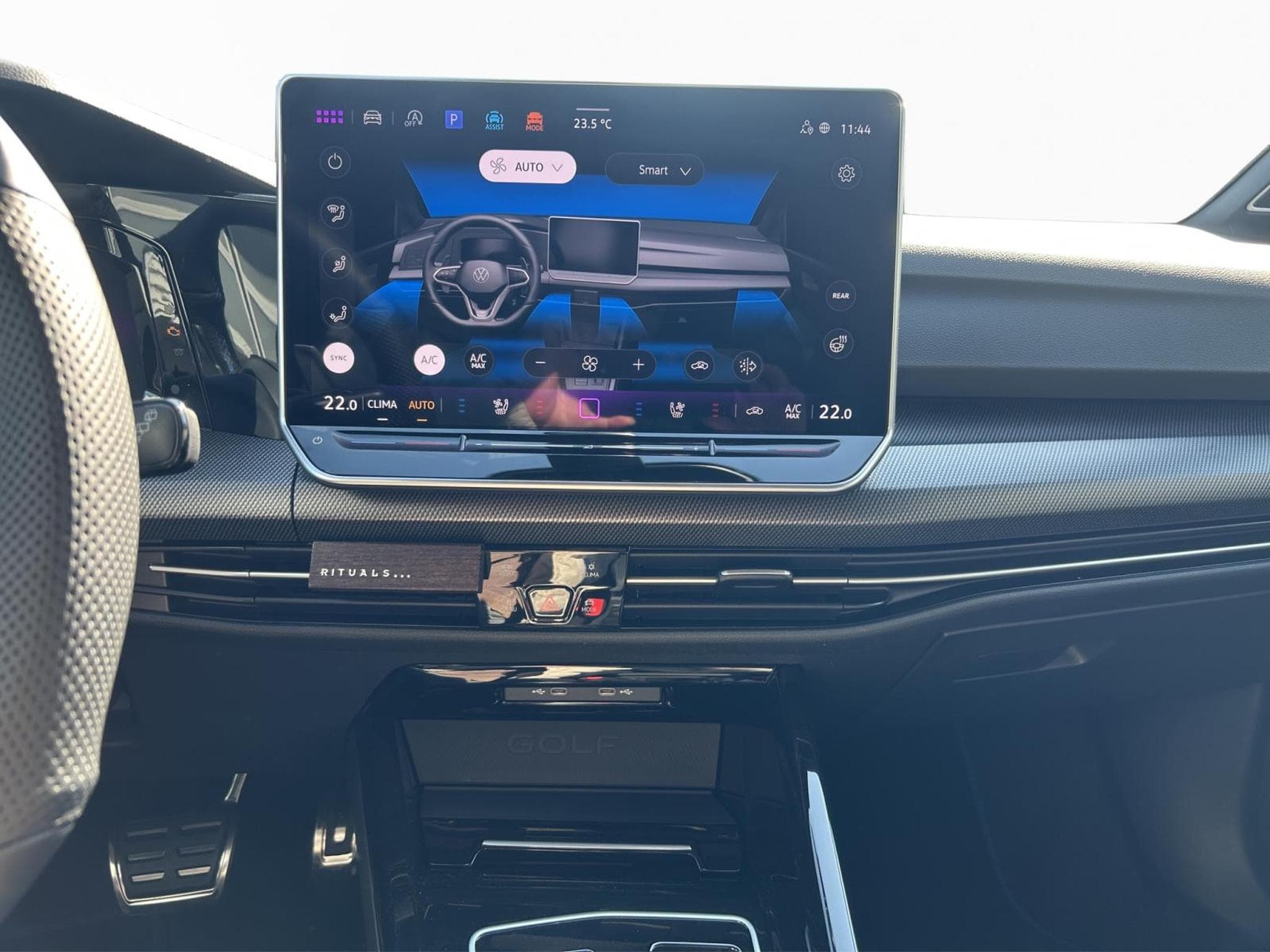 VW Golf R (2026) - Photo 15