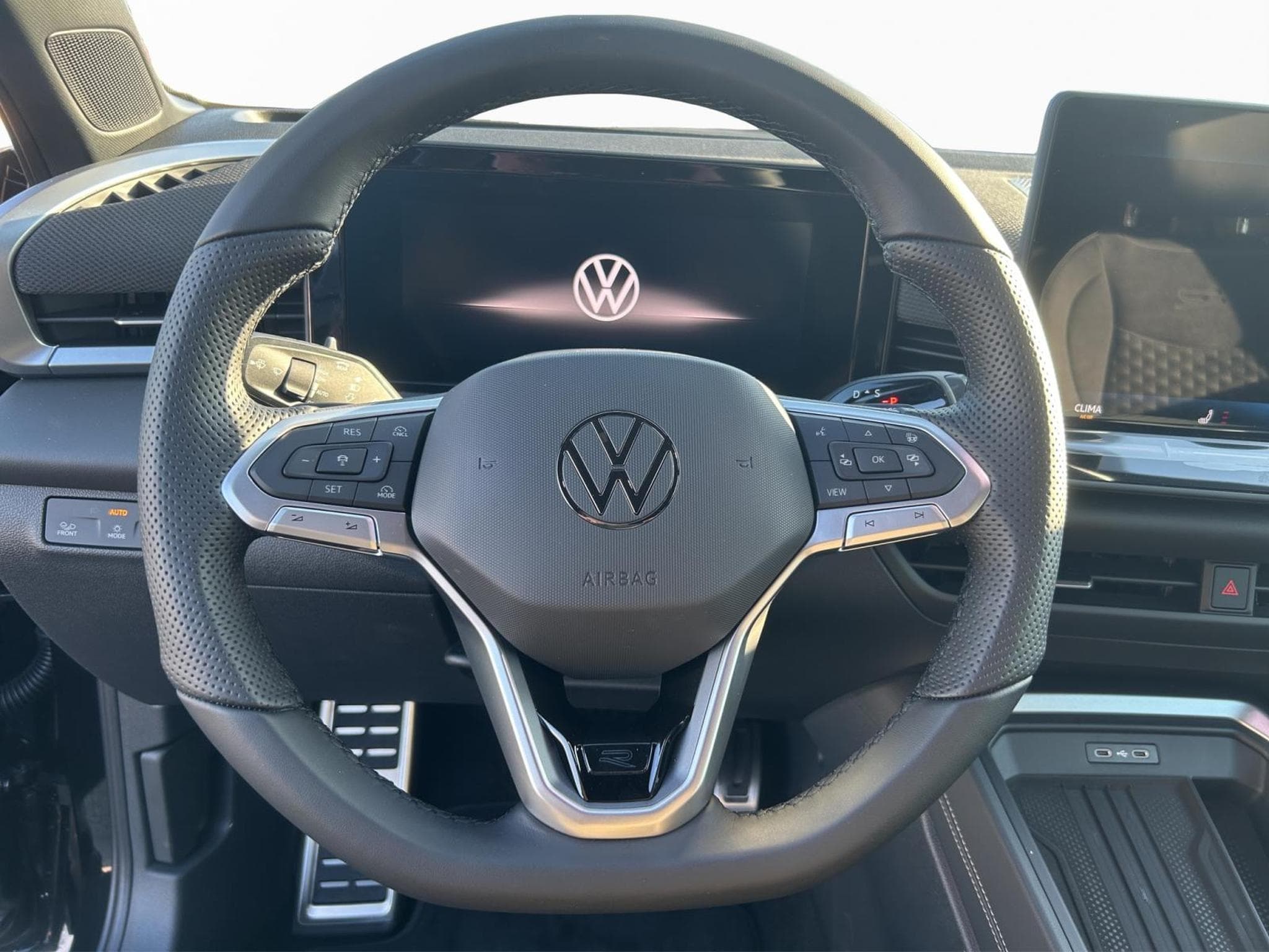 VW T-Roc R-Line (2026) - Photo 11