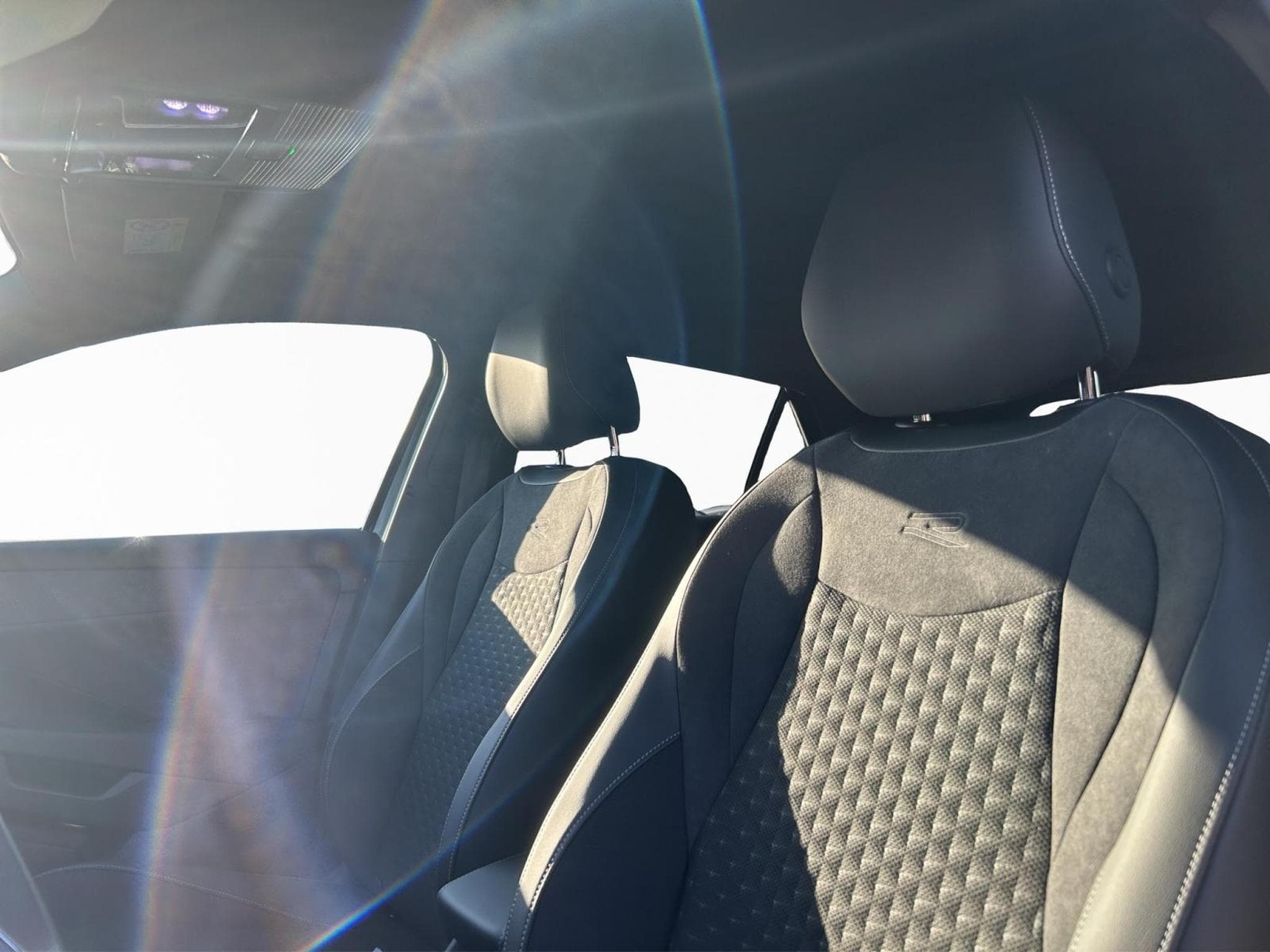 VW T-Roc R-Line (2026) - Photo 17