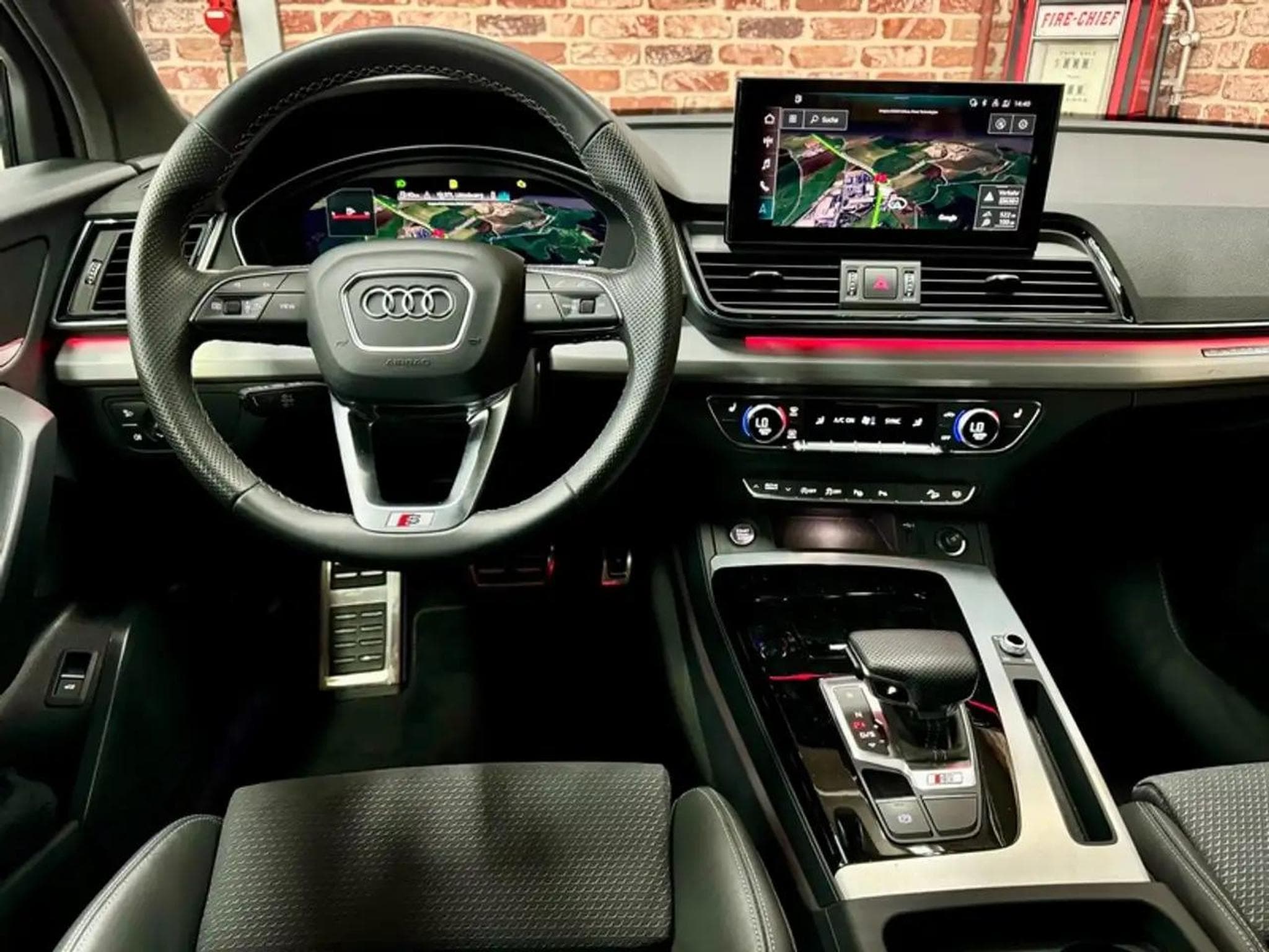 Audi SQ5 (2023) - Photo 4
