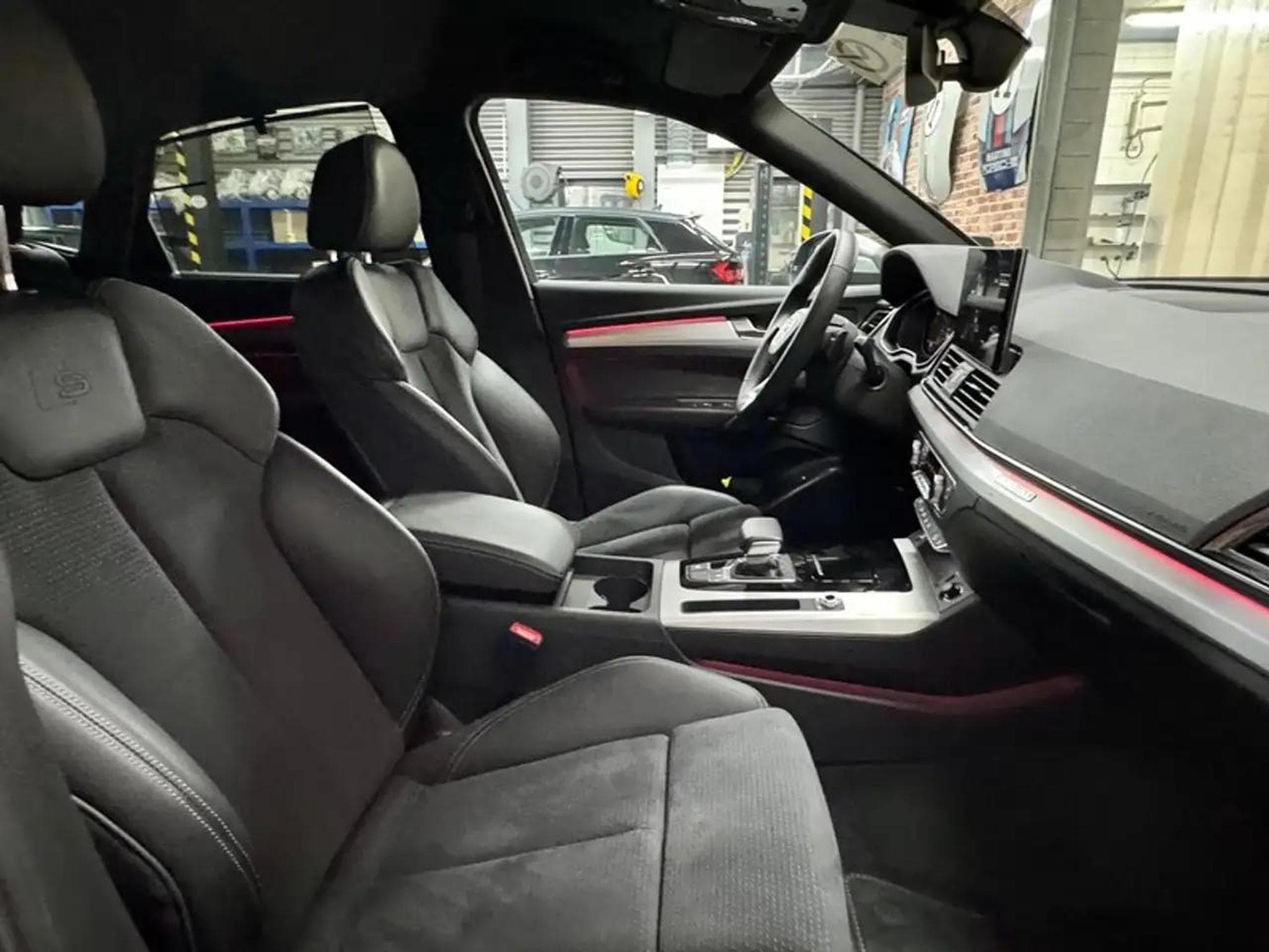 Audi SQ5 (2023) - Photo 8