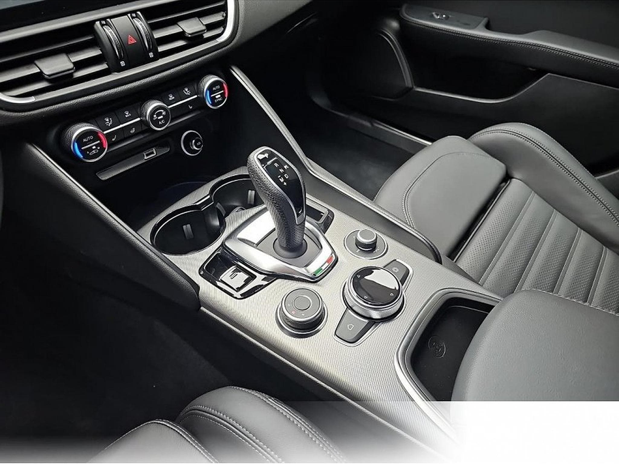 Alfa-Romeo Giulia (2026) - Photo 11