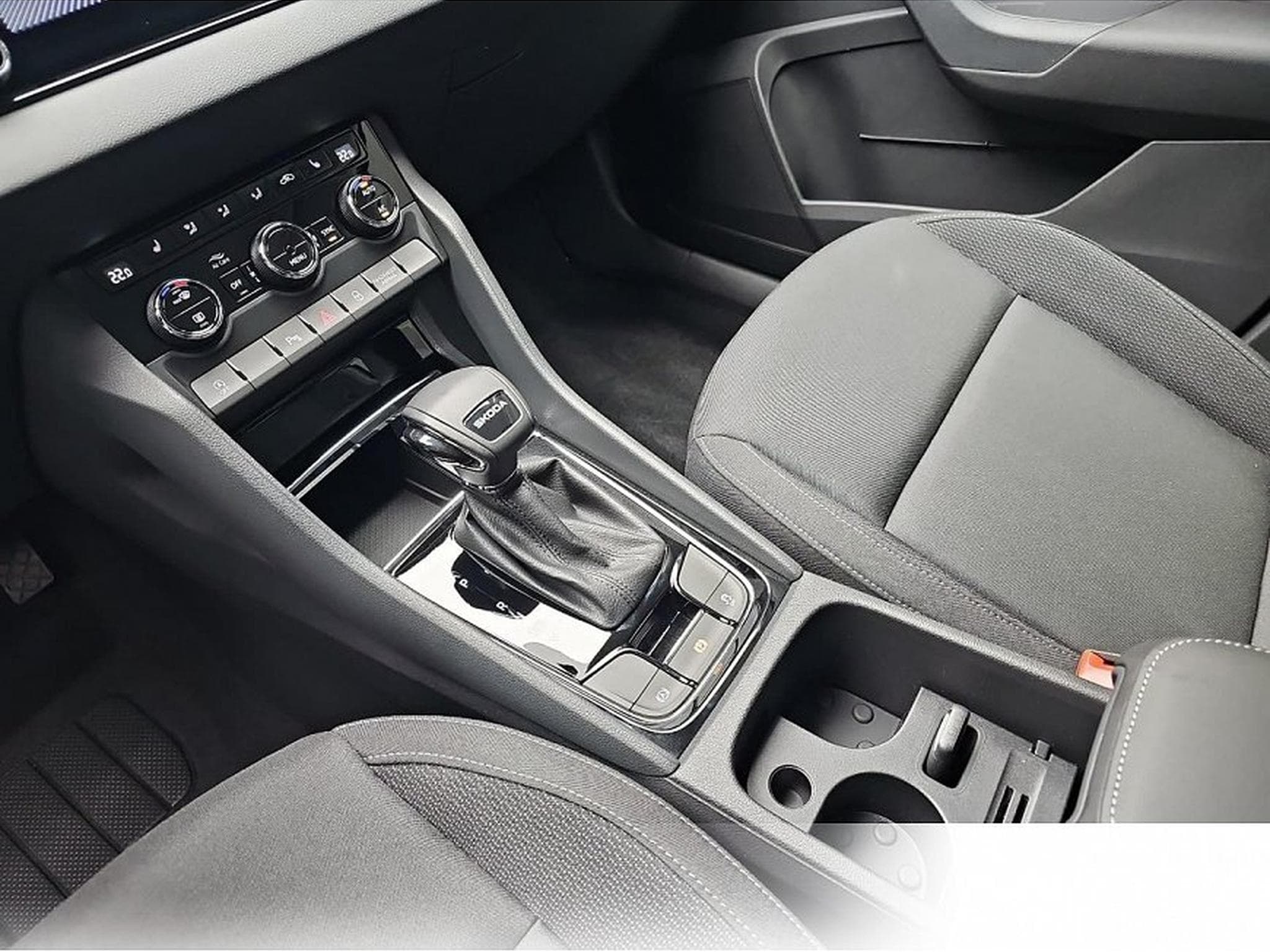 Skoda Karoq (2026) - Foto 11