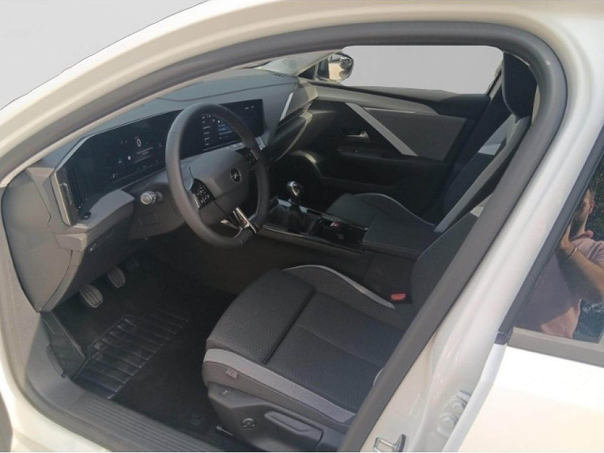 Opel Astra (2024) - Photo 7