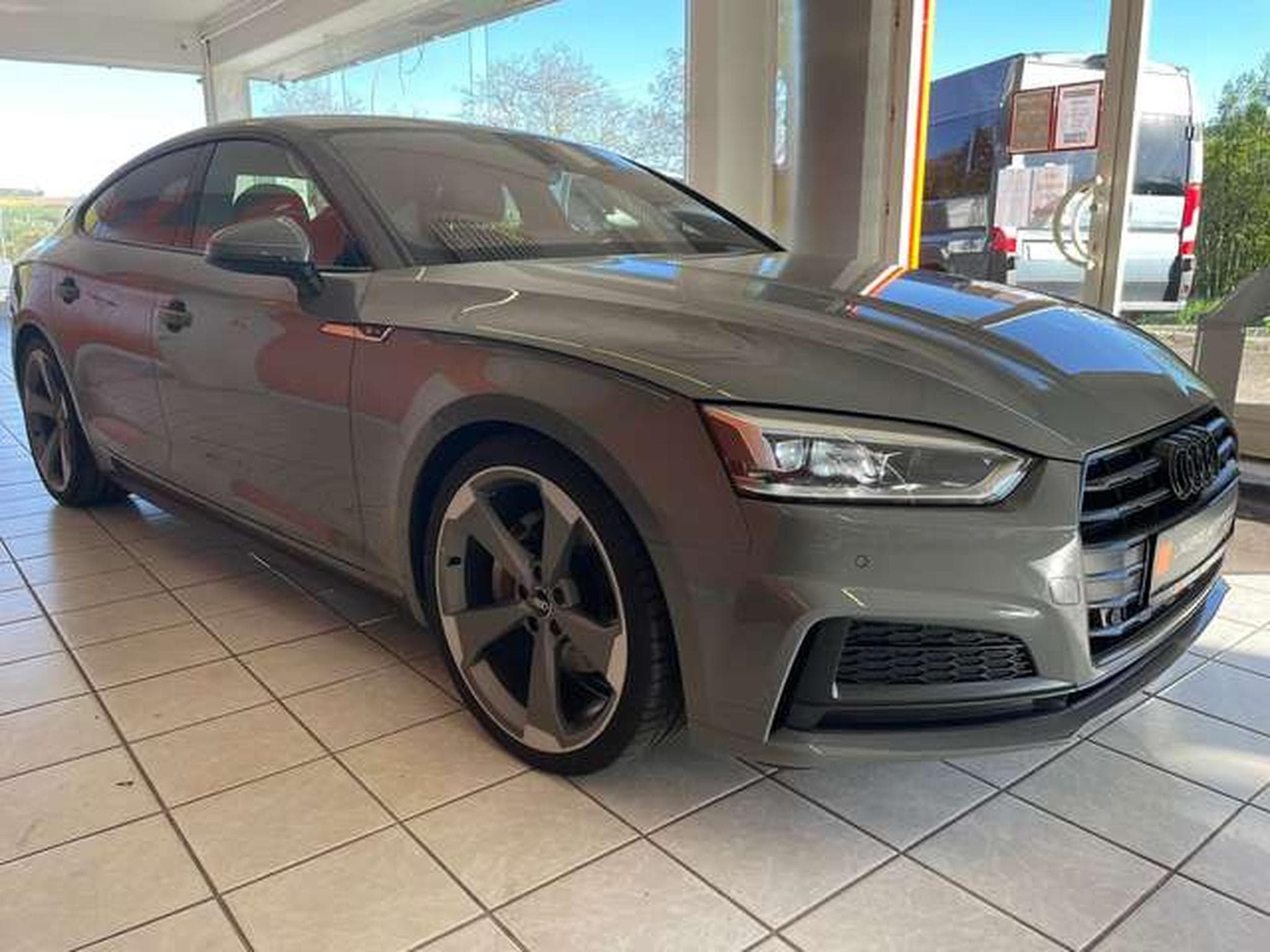 Audi A5 Sportback 40 TDI S Line - GARANTIE JUSQU'A 48 MOIS (2020) - Photo 4