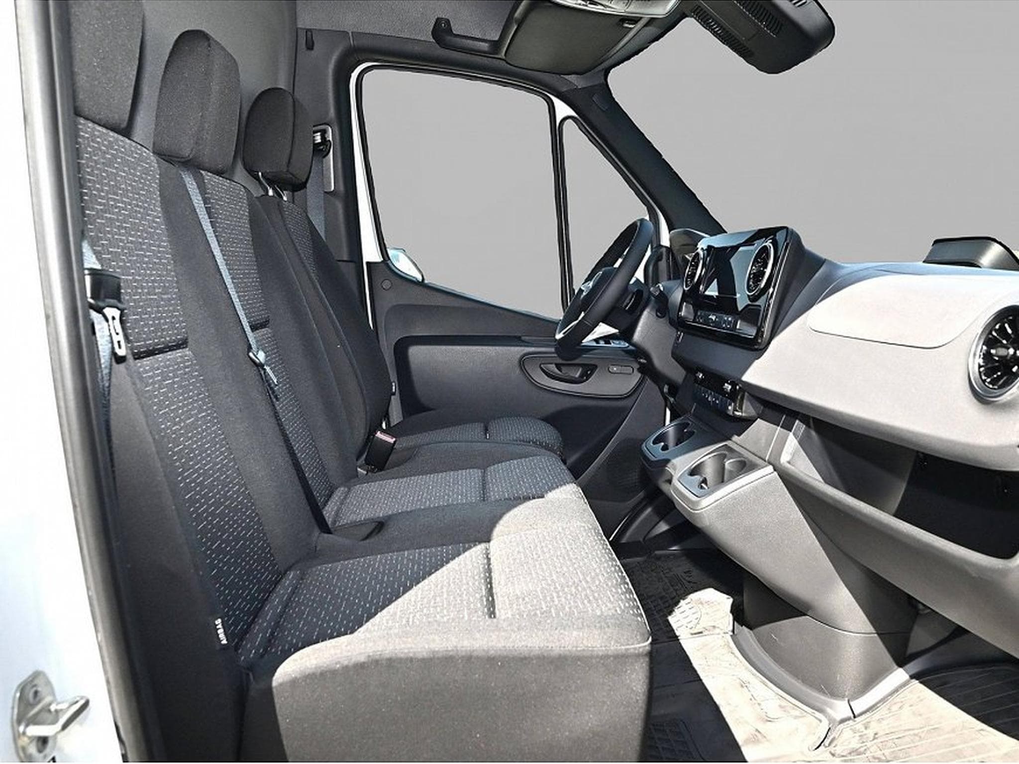Mercedes Sprinter (2026) - Photo 2