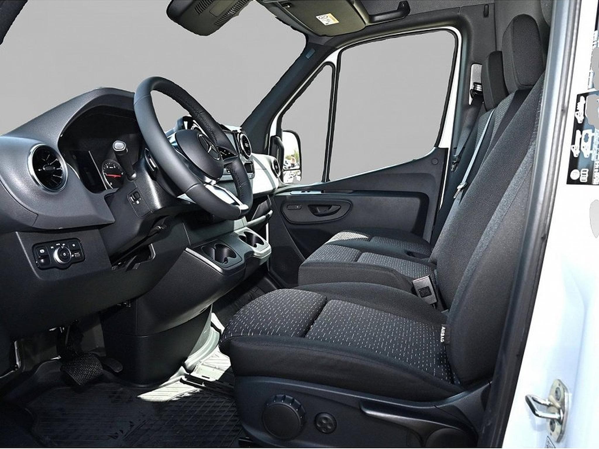 Mercedes Sprinter (2026) - Photo 5