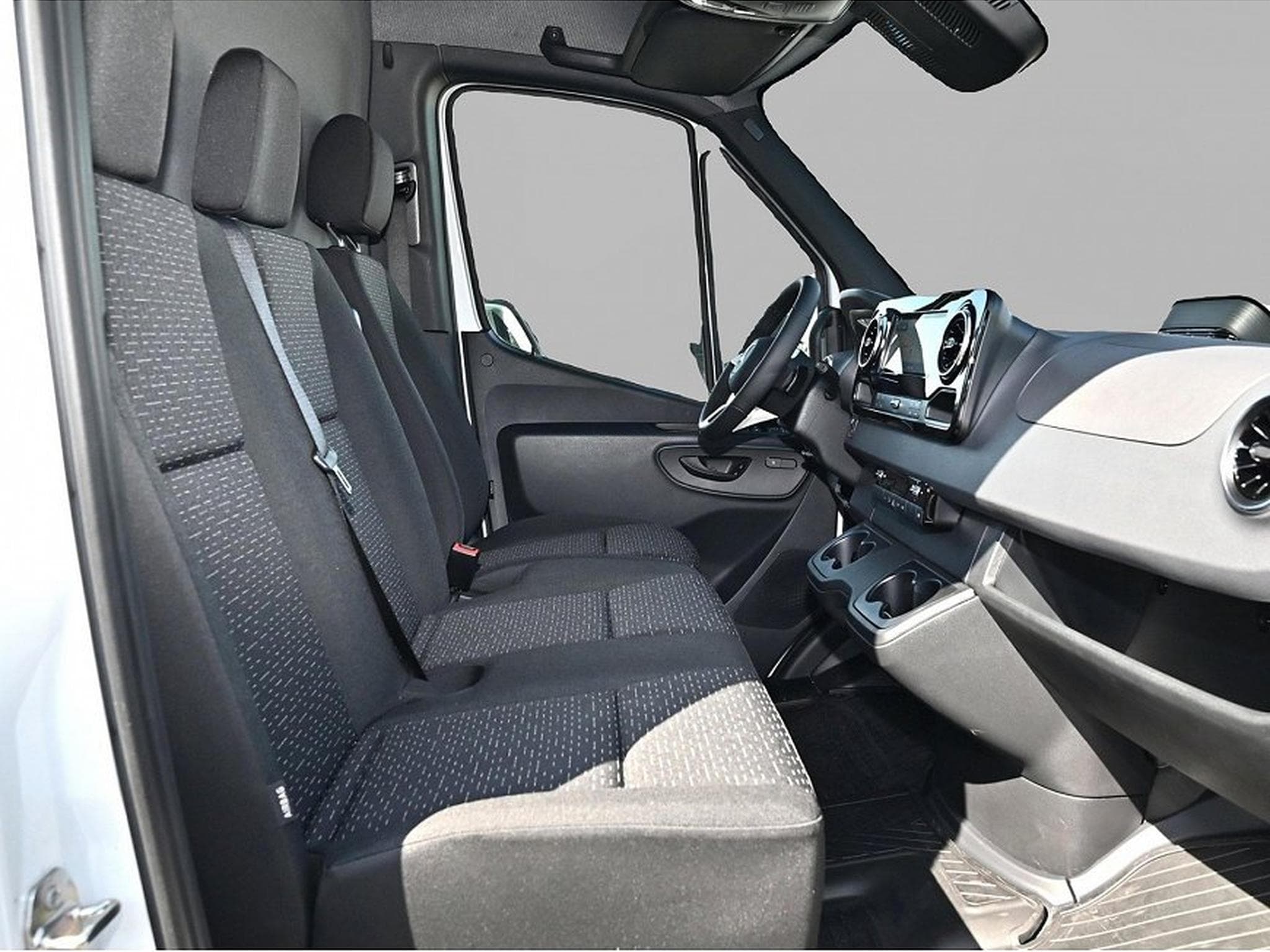 Mercedes Sprinter (2026) - Photo 2