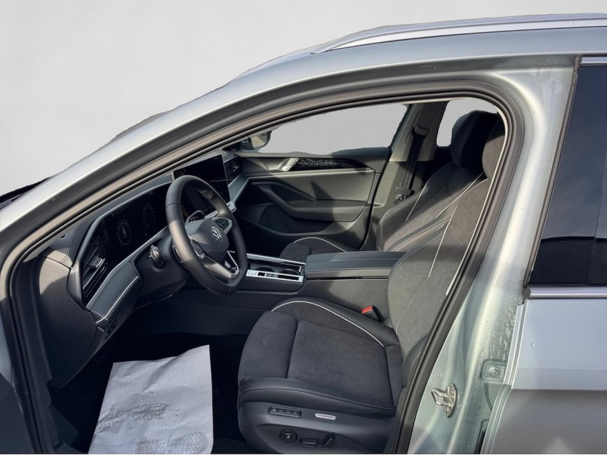 VW Passat (2026) - Photo 5