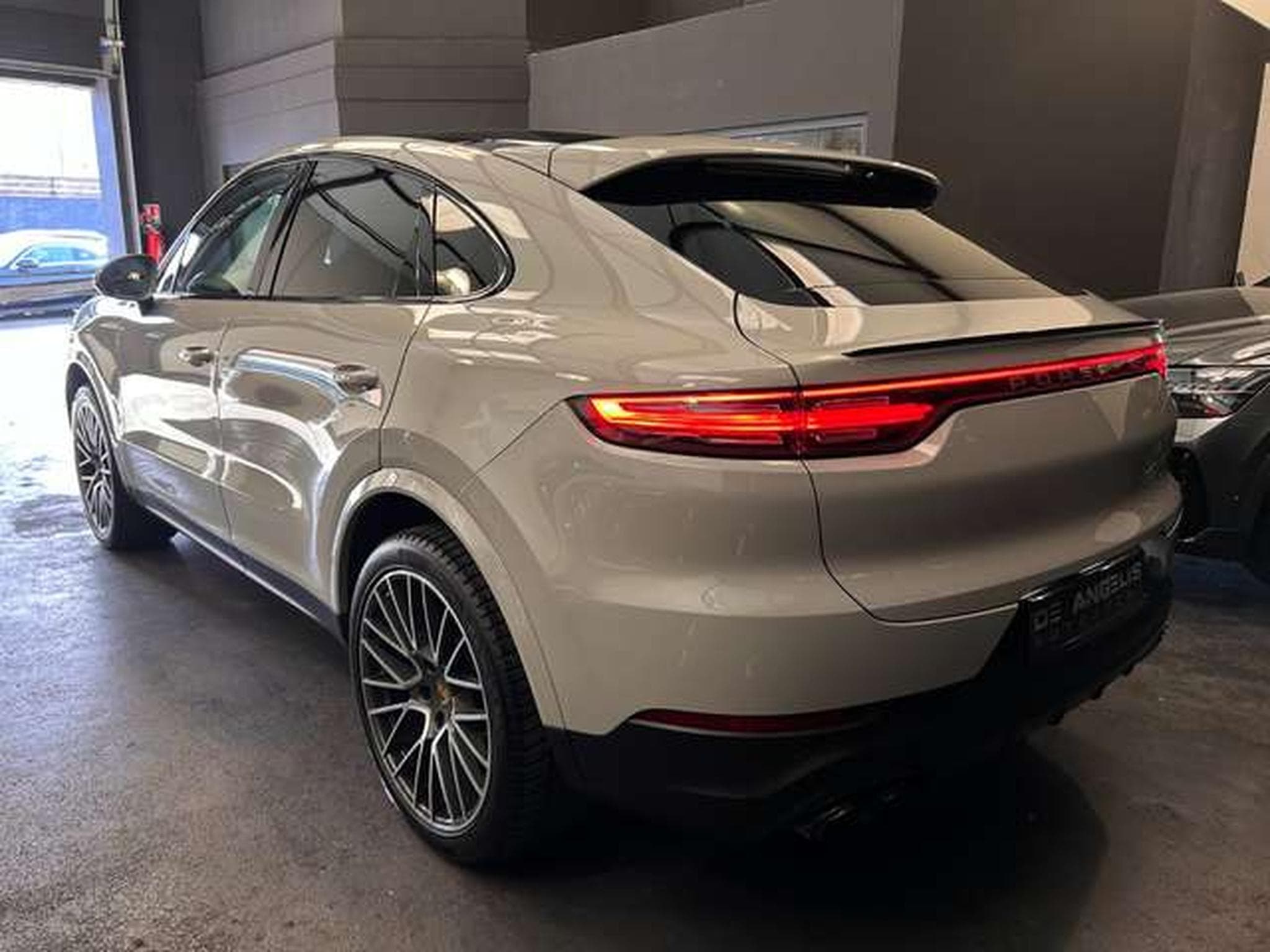 Porsche Cayenne 3.0 V6 340 (2021) - Photo 6